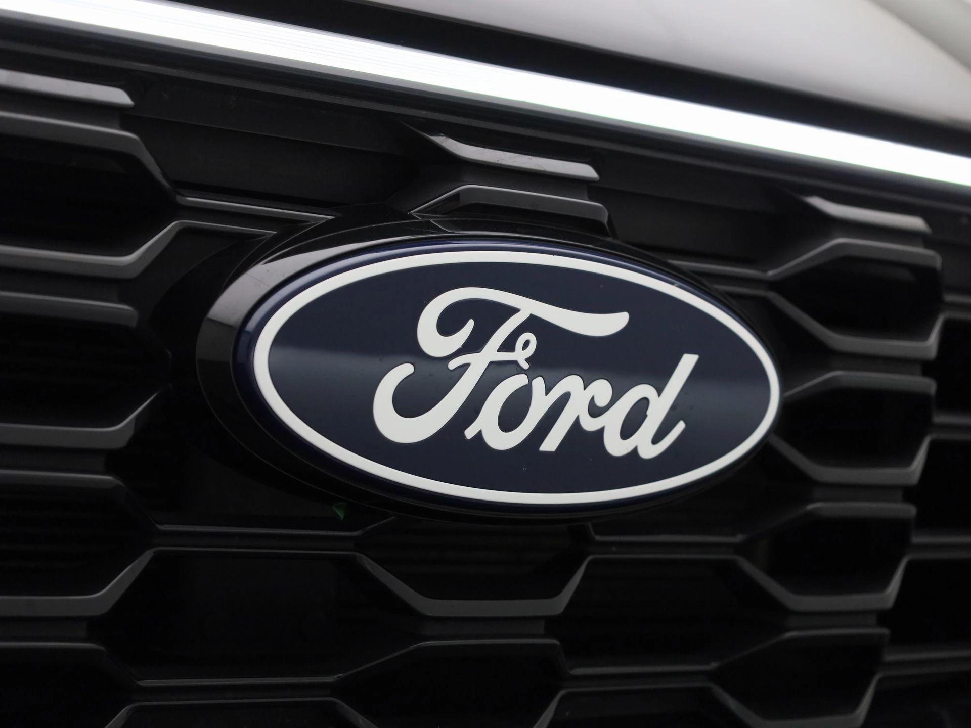 Ford Kuga 2.5 PHEV ST-Line 243PK