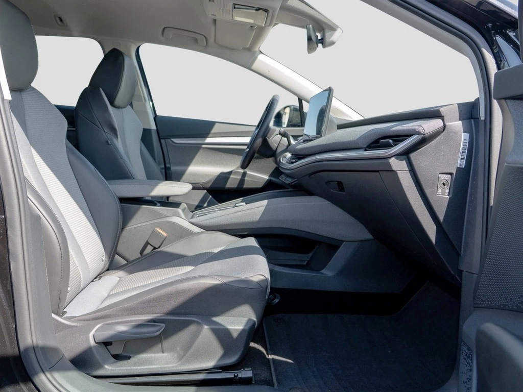 Škoda-Enyaq iV-image-6