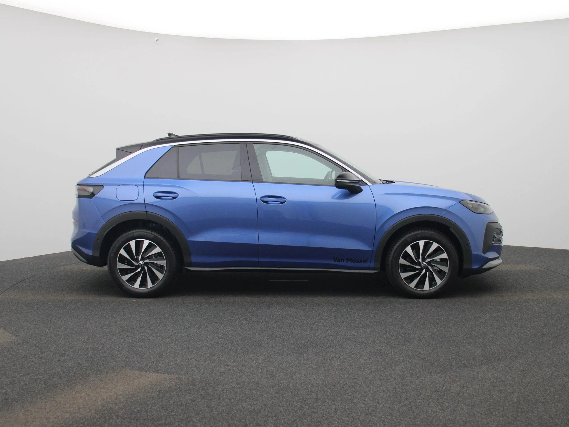 Volkswagen T-Roc 1.5 eTsi Life First Edition 150 PK|