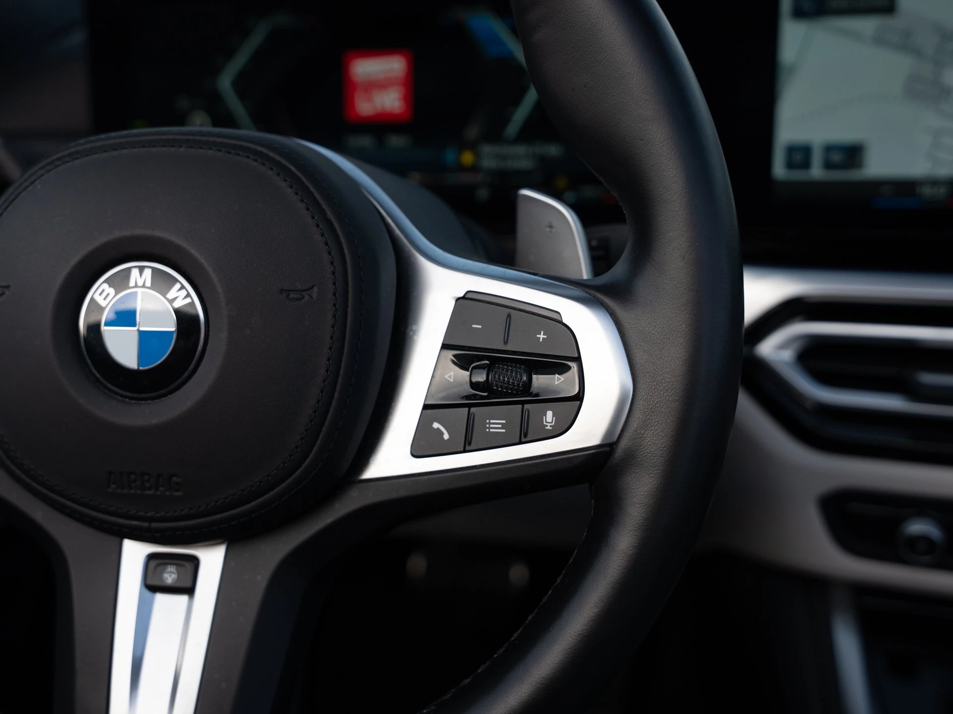 BMW 4er Reihe 420d Cabrio M Sport / AHK / Driving Prov.