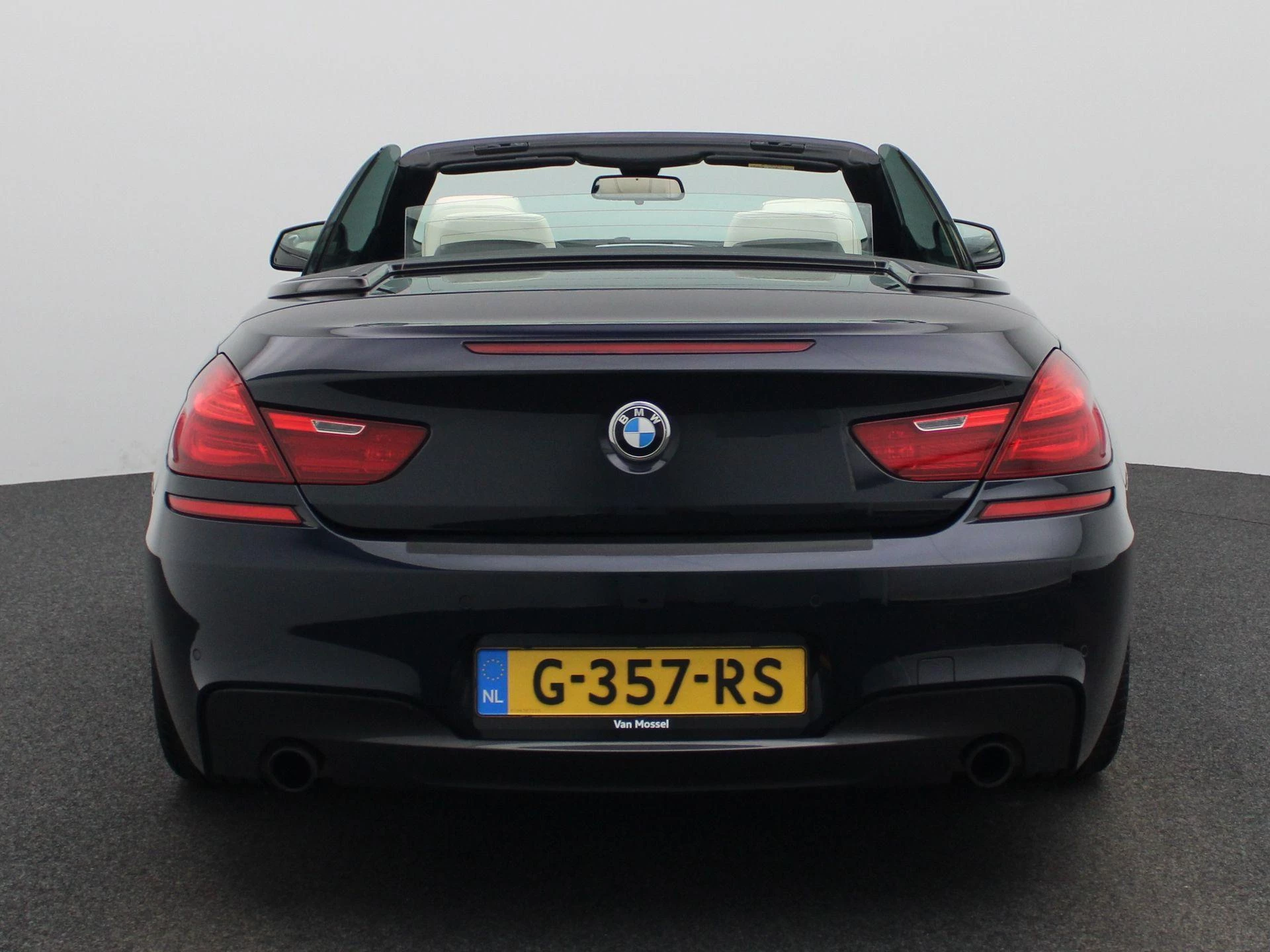 BMW-6 Serie-image-4