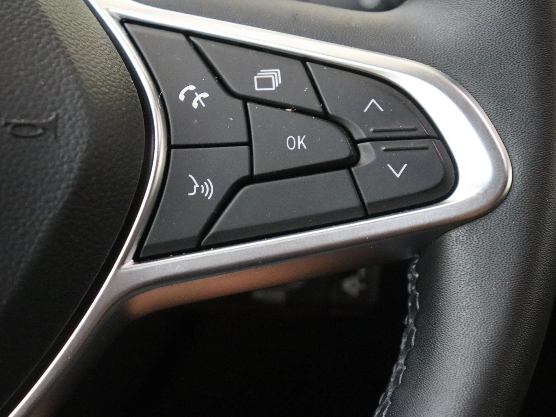 Renault-Captur-image-13