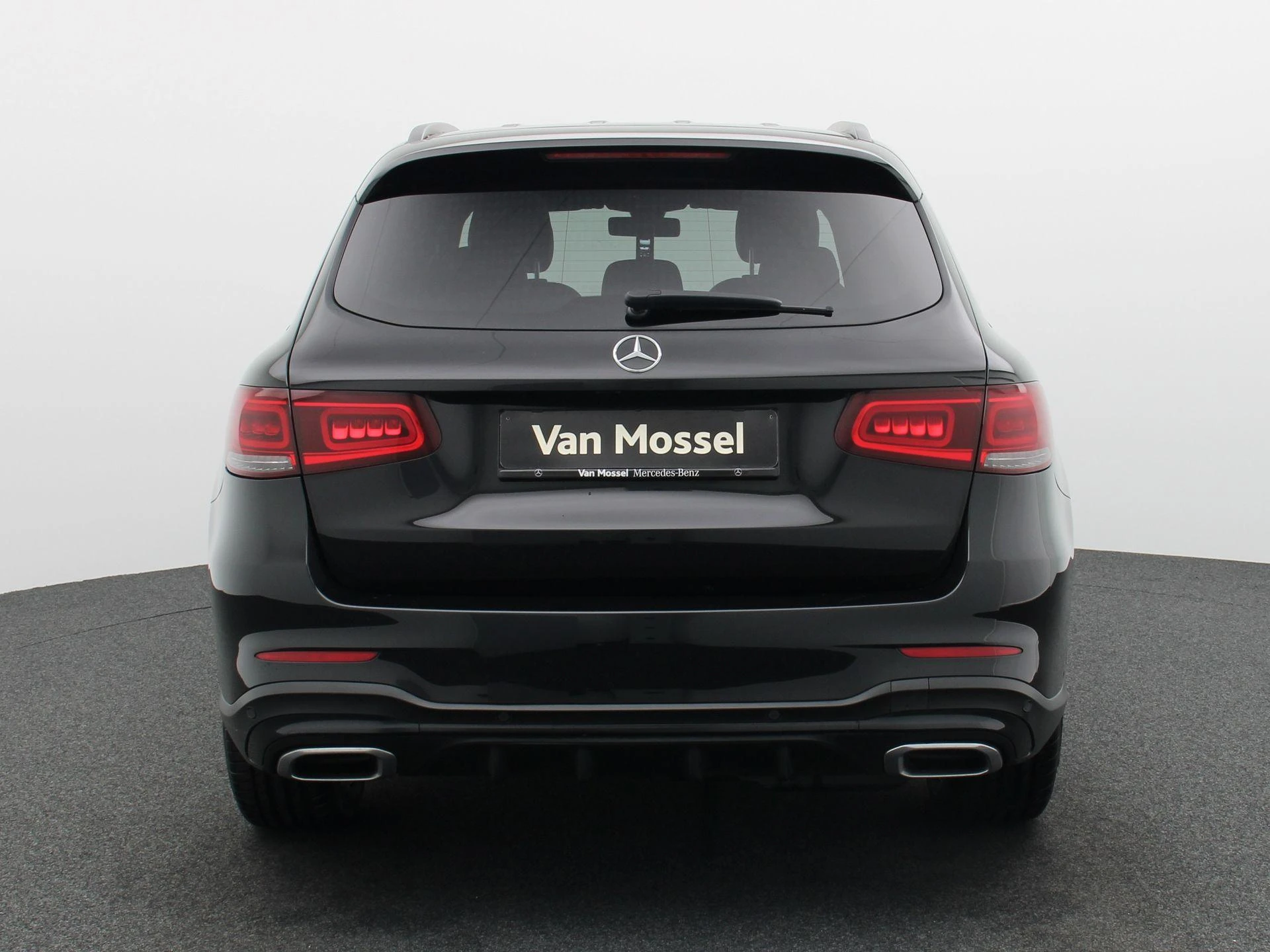 Mercedes-Benz-GLC-image-4