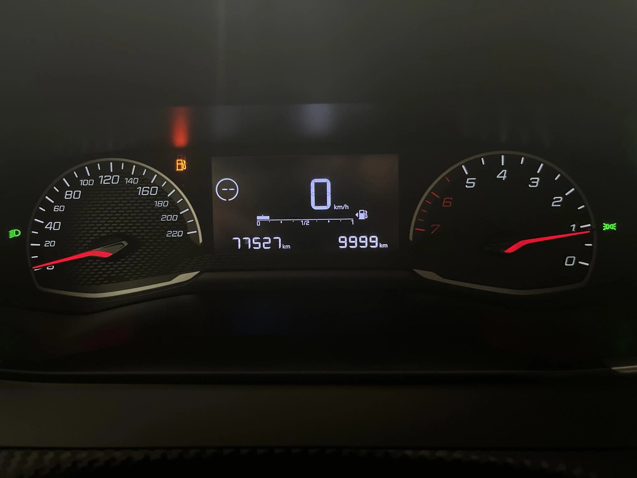 Peugeot-2008-image-6
