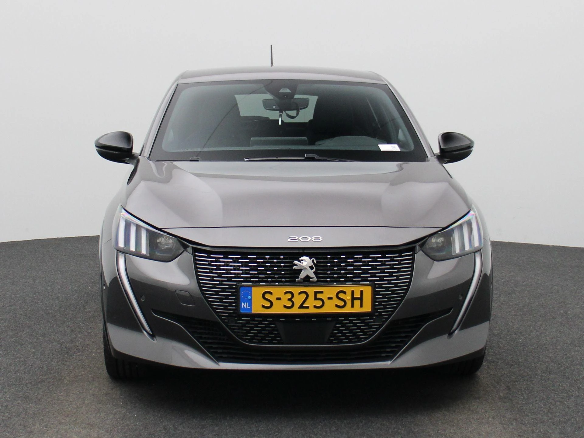Peugeot-208-image-2