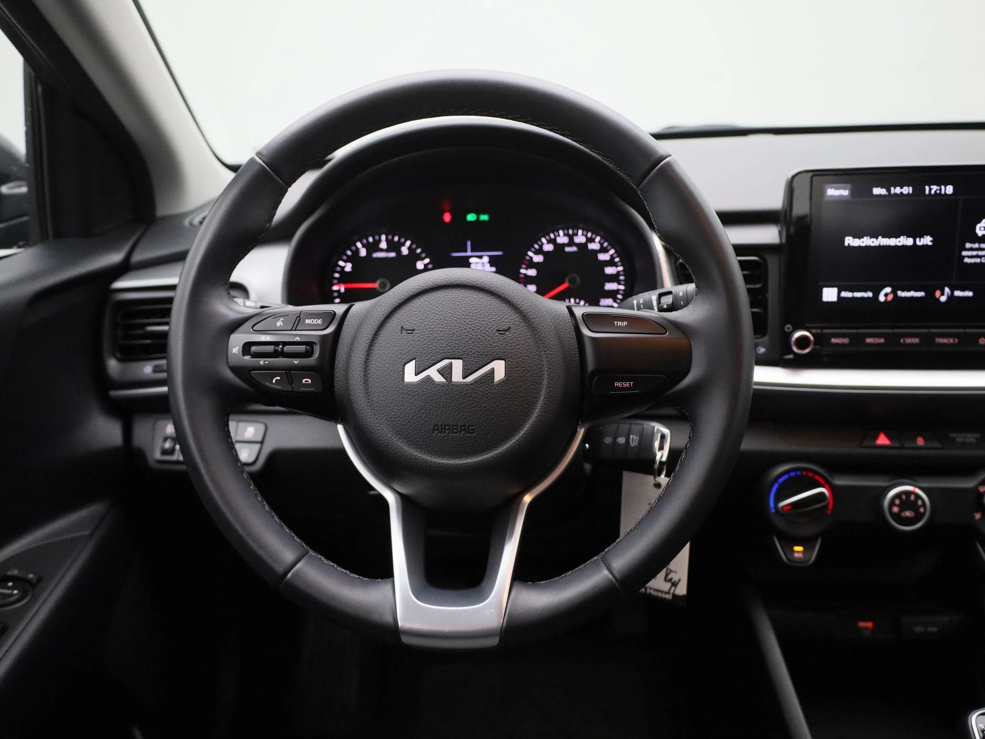 Kia-Stonic-image-6