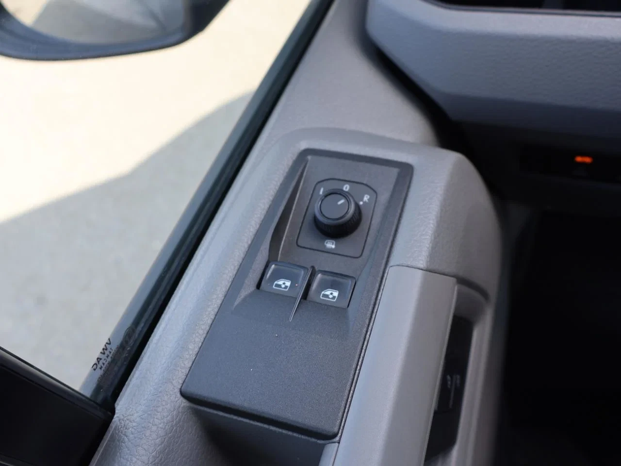 Volkswagen-Crafter-image-27