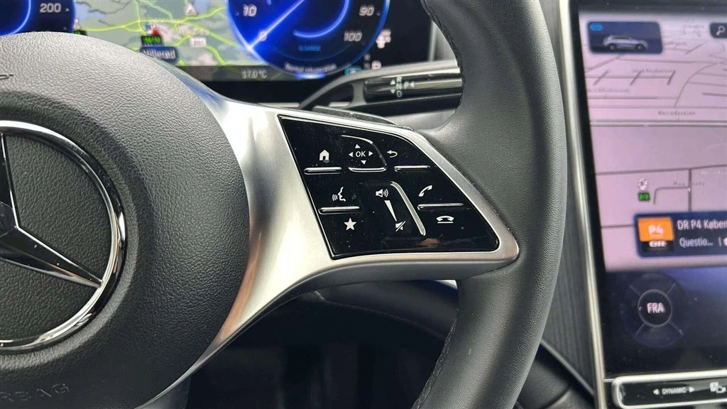 Mercedes-Benz-EQE-image-12