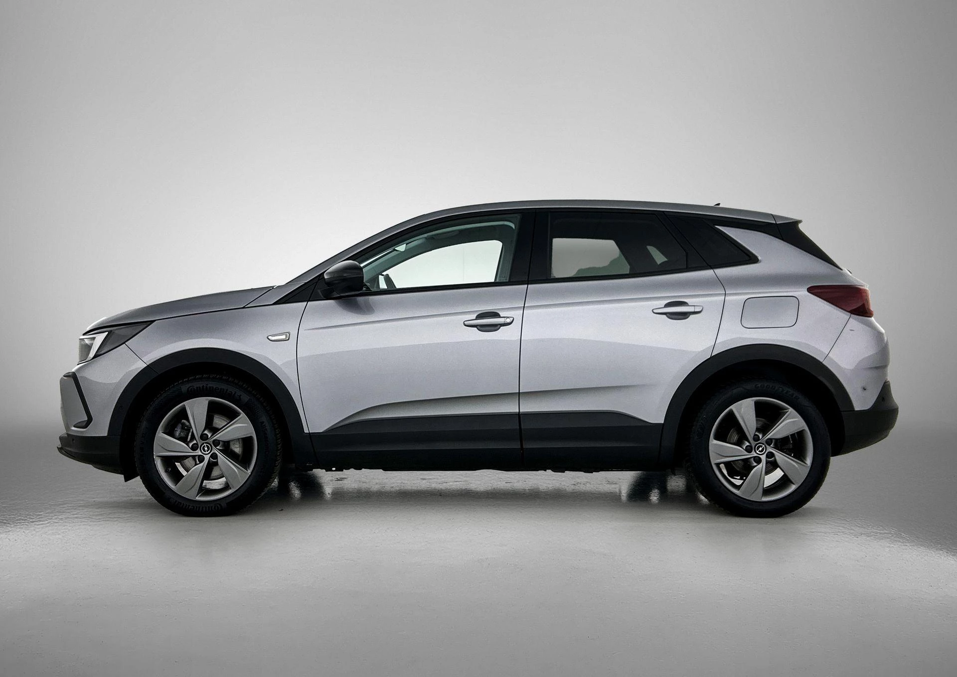 Opel-Grandland-image-1