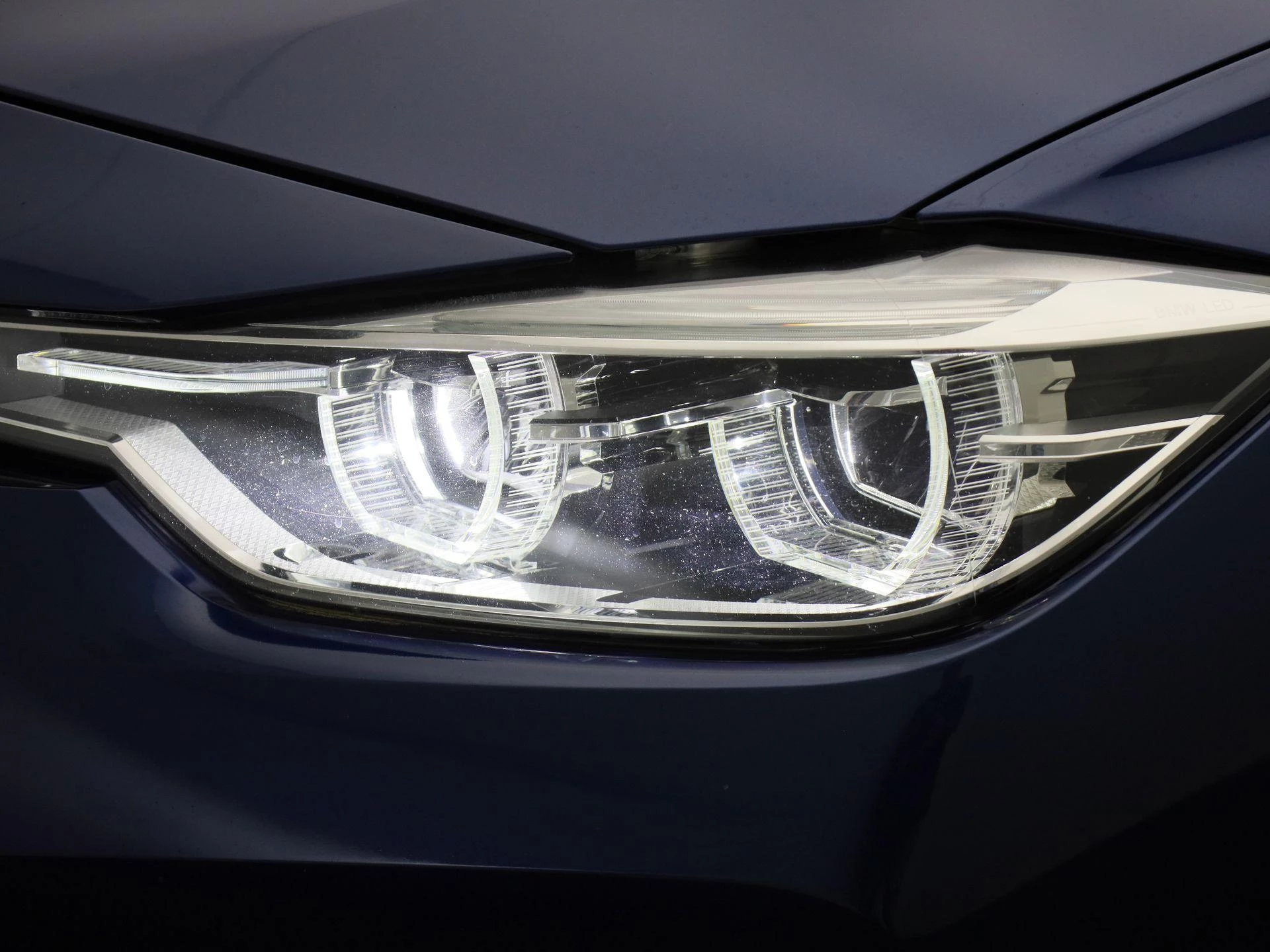 BMW-3 Serie-image-13