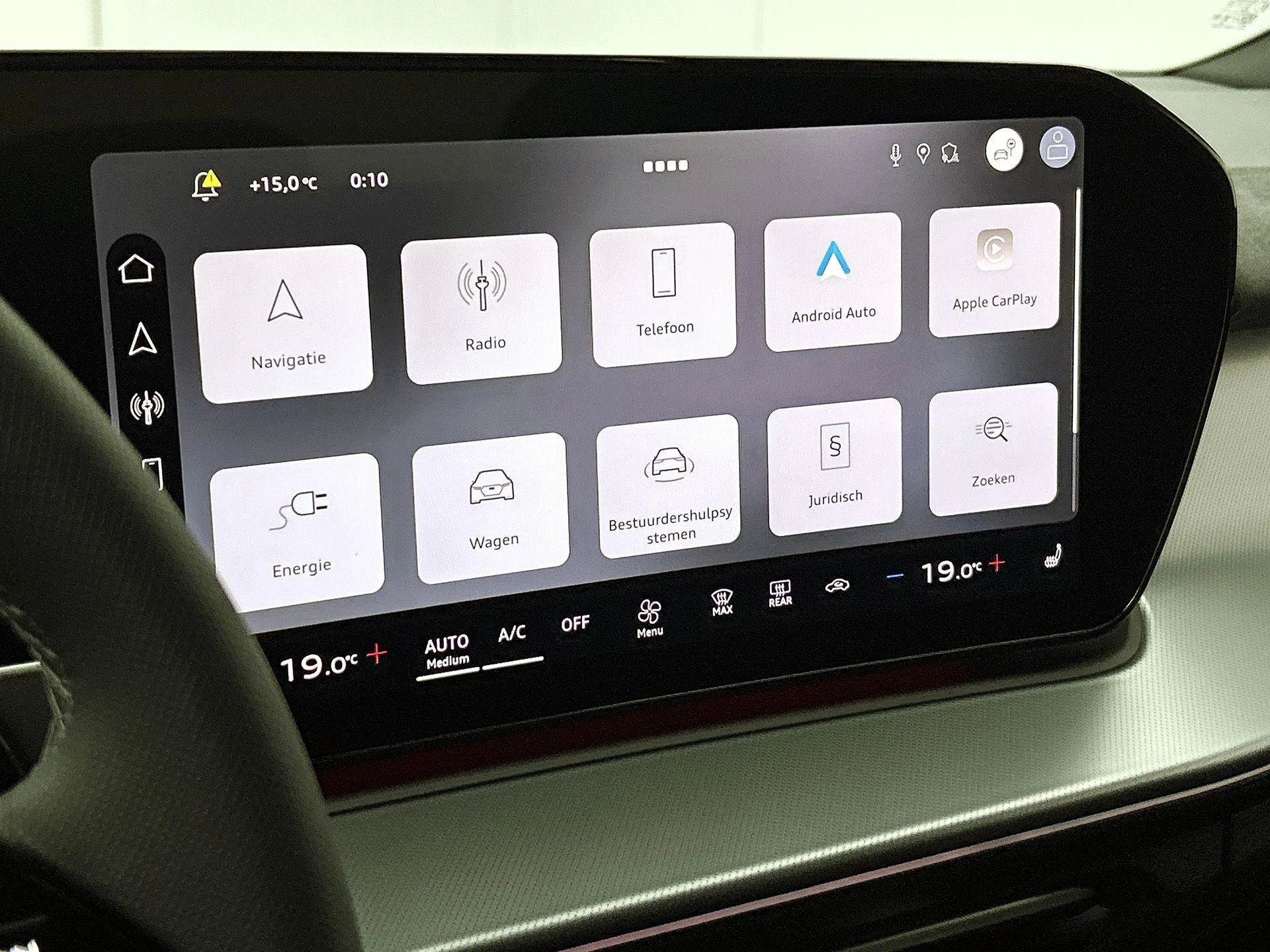 Audi-Q3-image-25