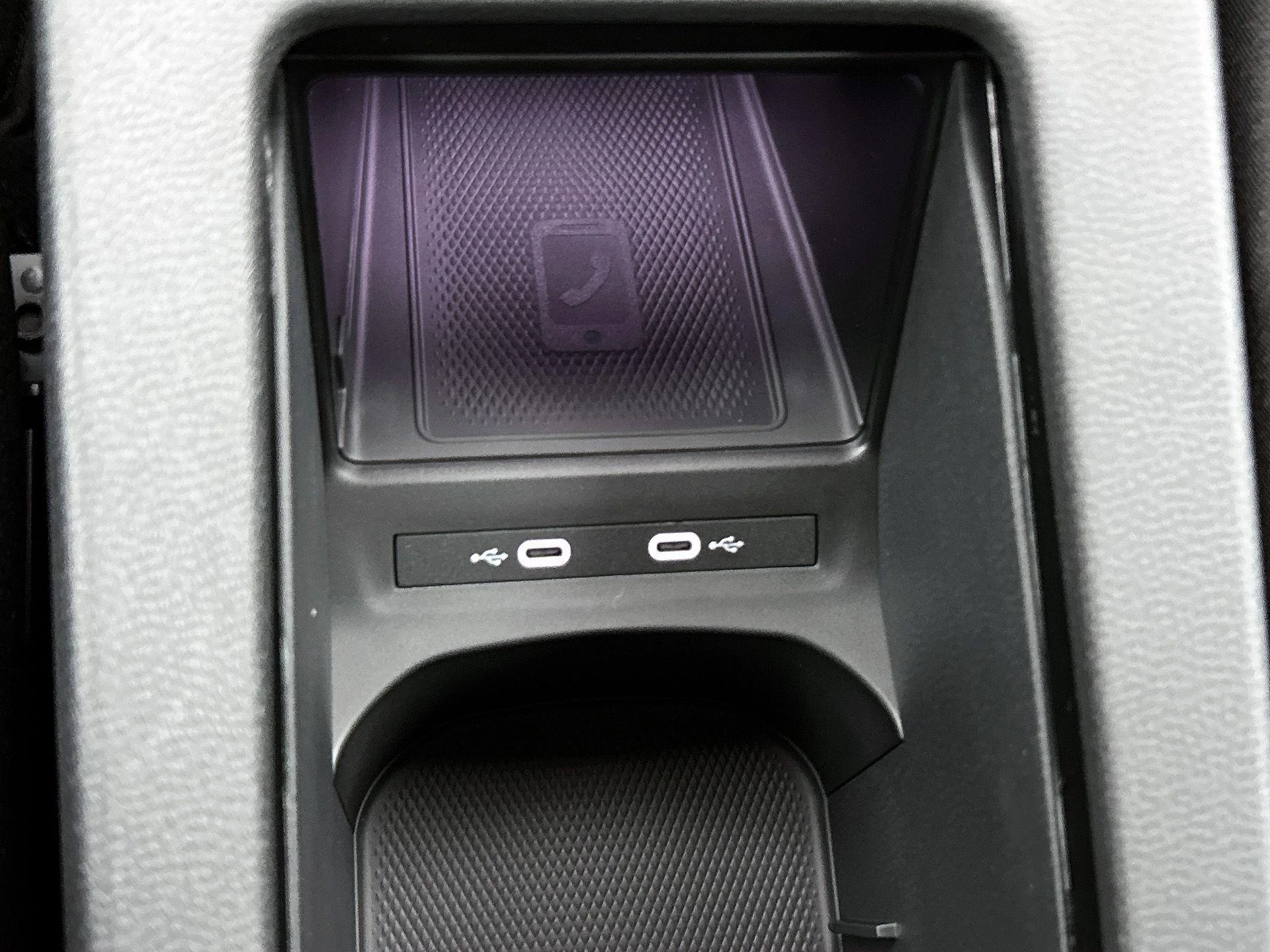 Volkswagen-ID.4-image-29