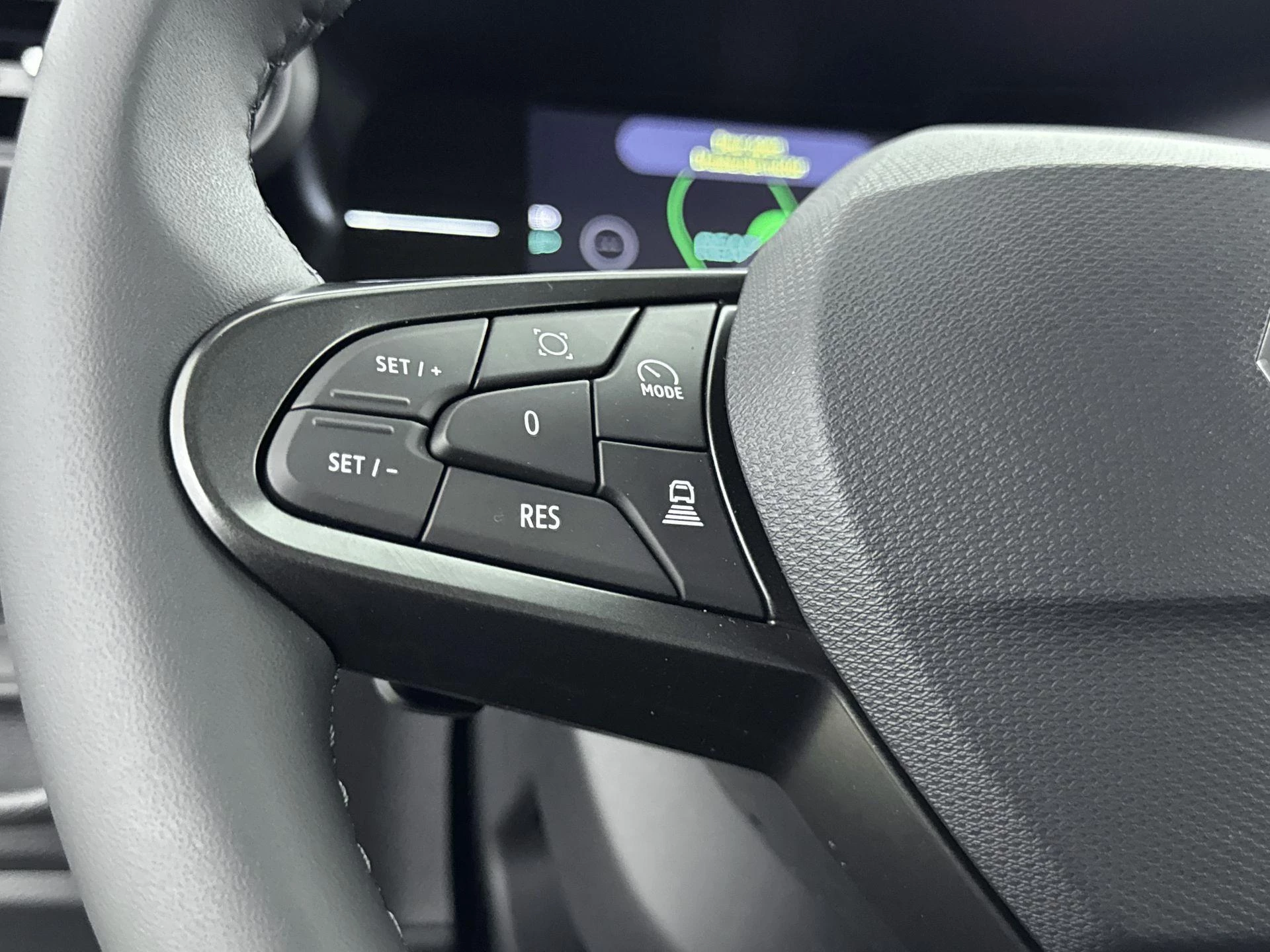 Renault-Twingo-image-5