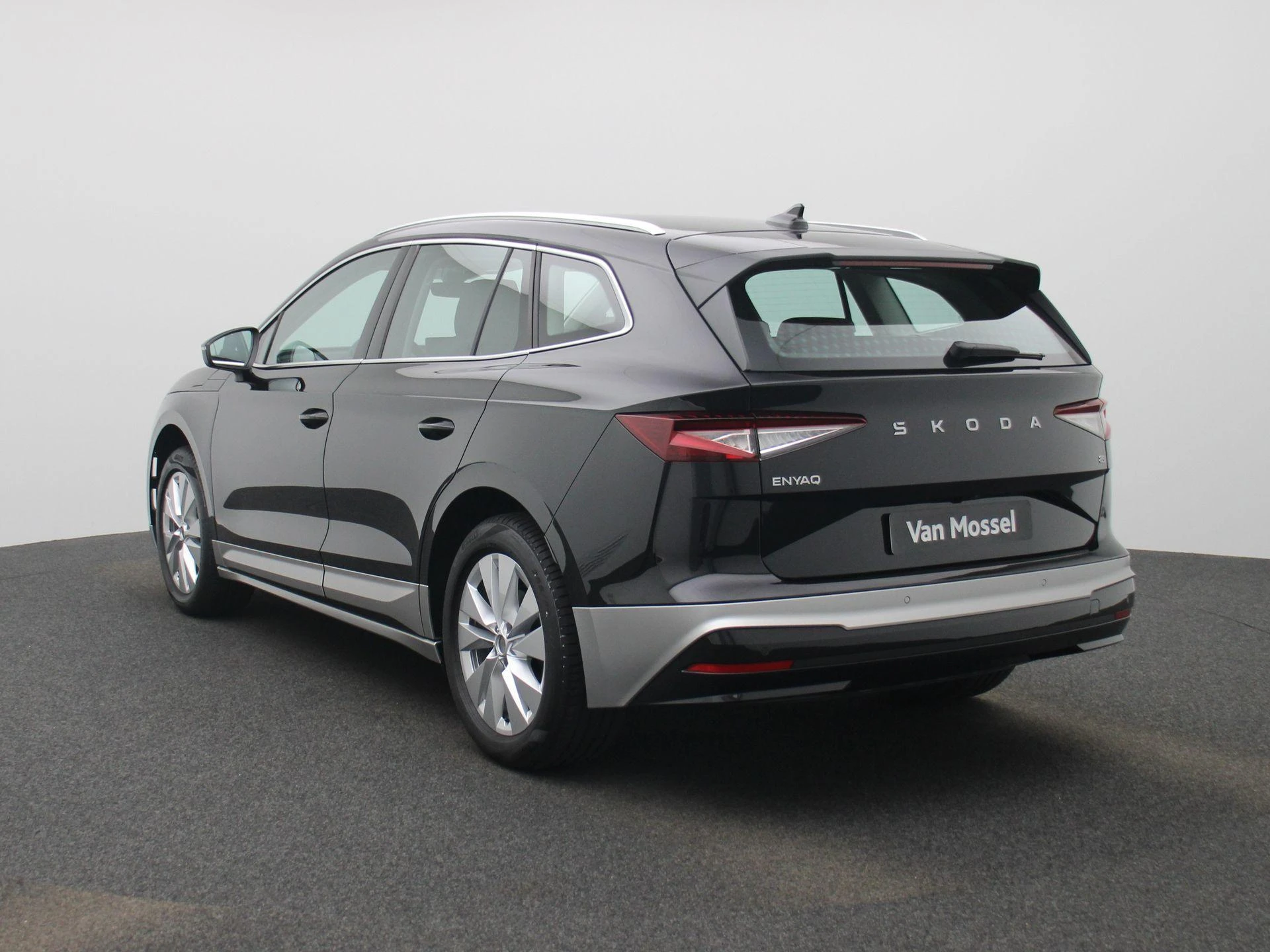 Škoda-Enyaq iV-image-1