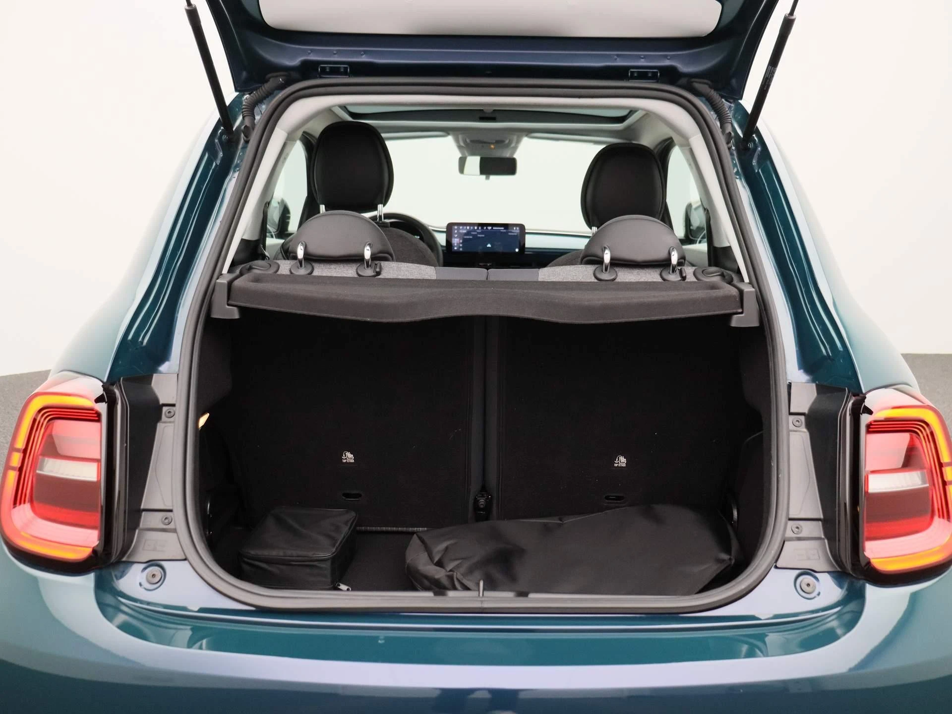 Fiat-500e-image-11