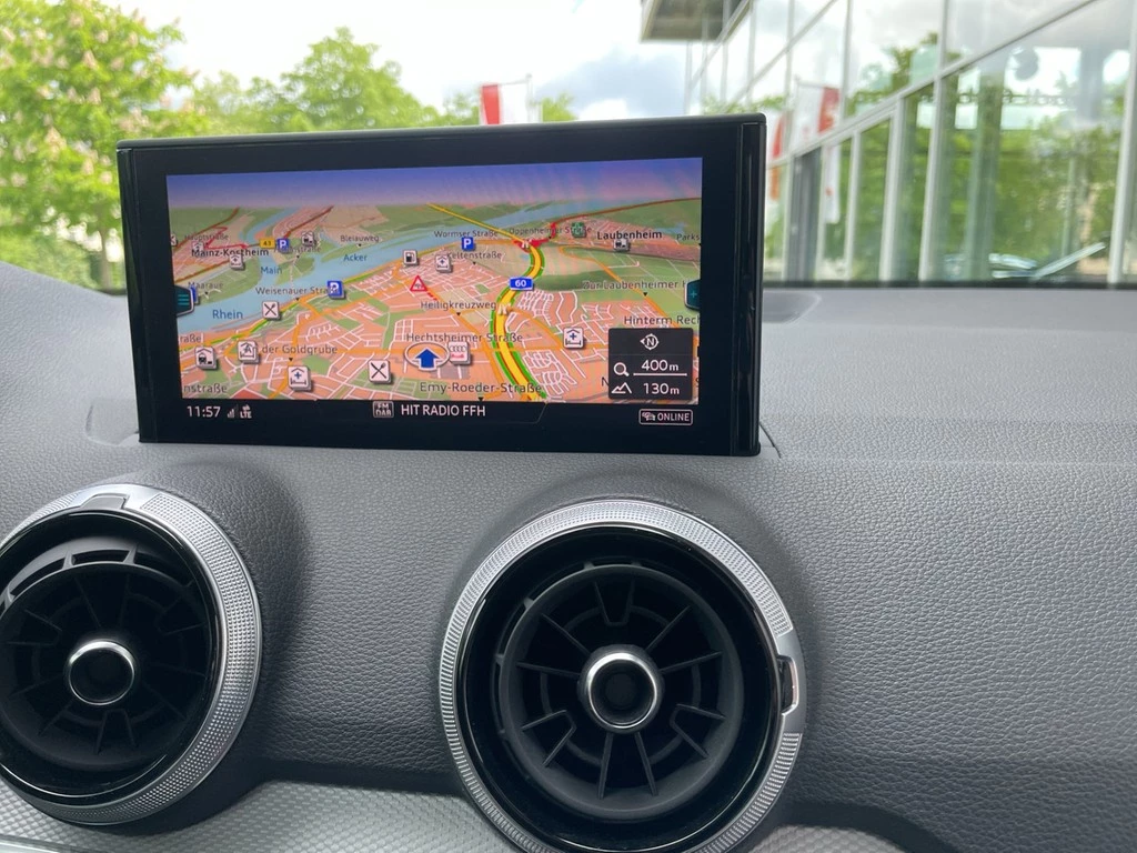 Audi Q2 advanced 35 TDI S tronic *Kamera*