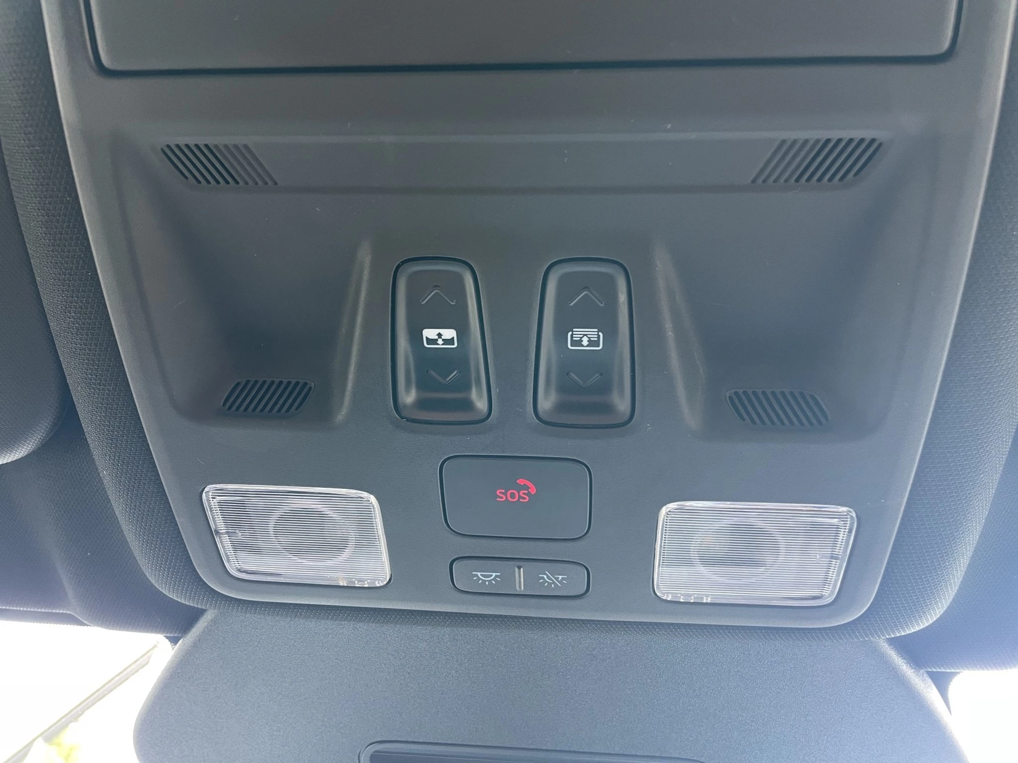 Ford Kuga ST-Line X*PANO*AHK*LED-MATRIX*360GRAD*ACC*NAVI*SOUND-SYS.