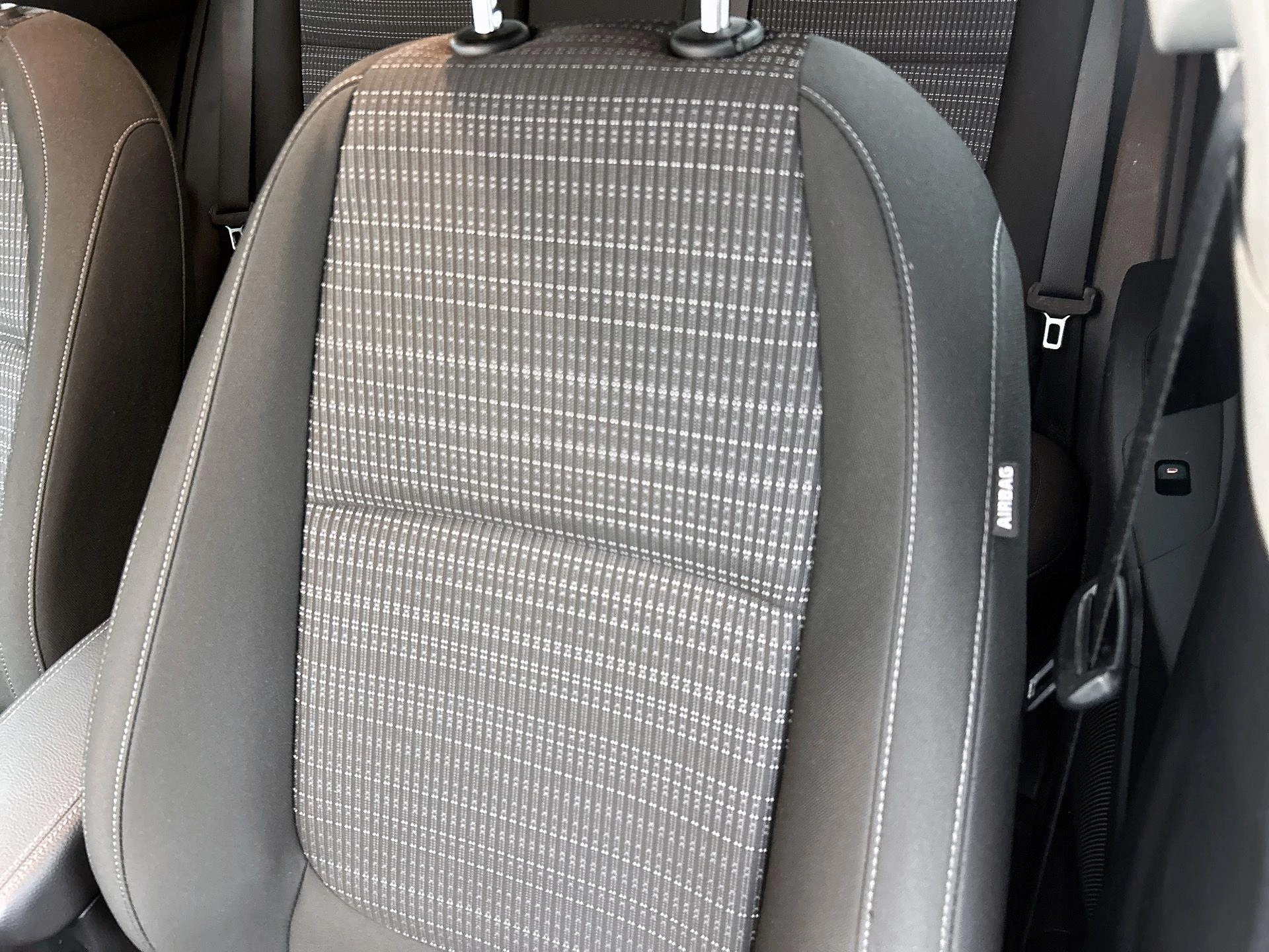 Kia-Stonic-image-30