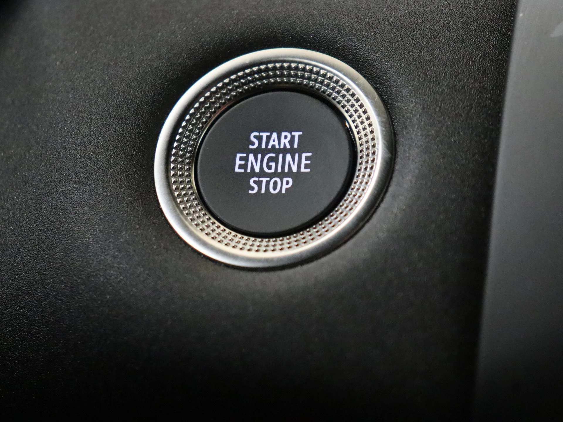 Renault-Captur-image-19