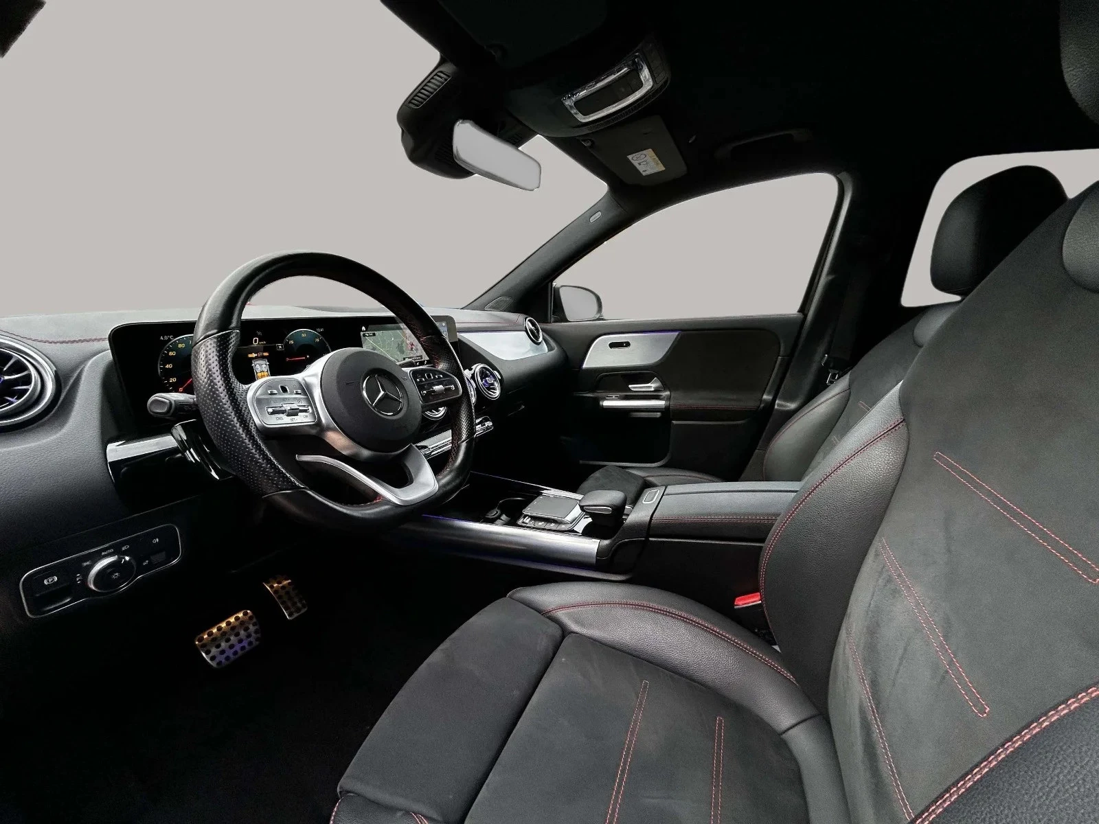 Mercedes-Benz-EQA-image-9