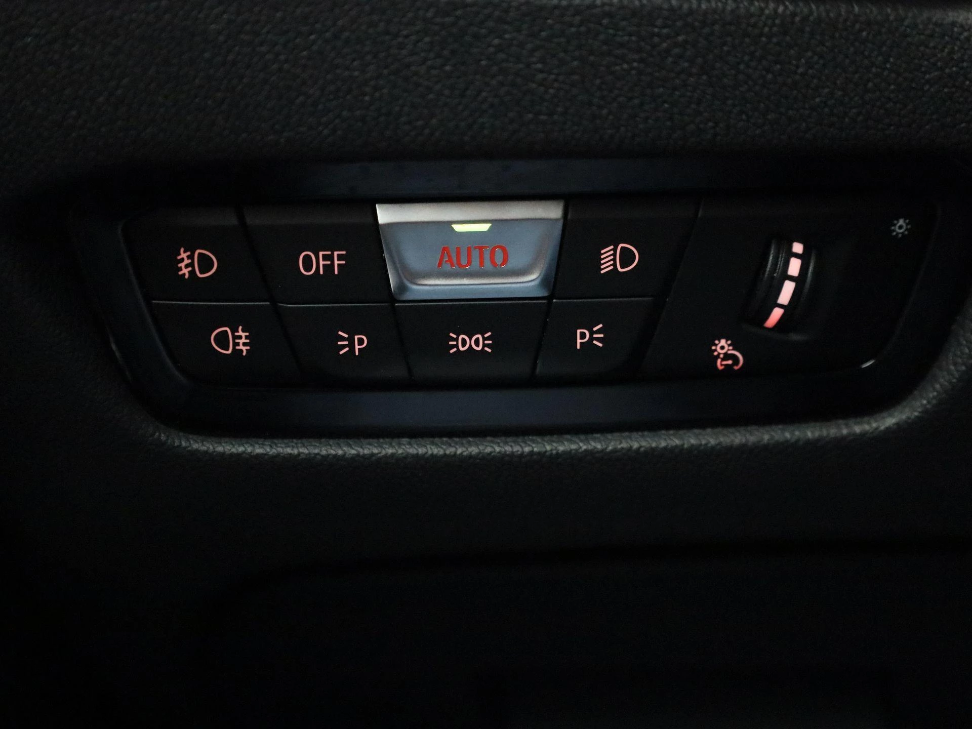BMW 3 Serie Touring 318i High Executive Edition
