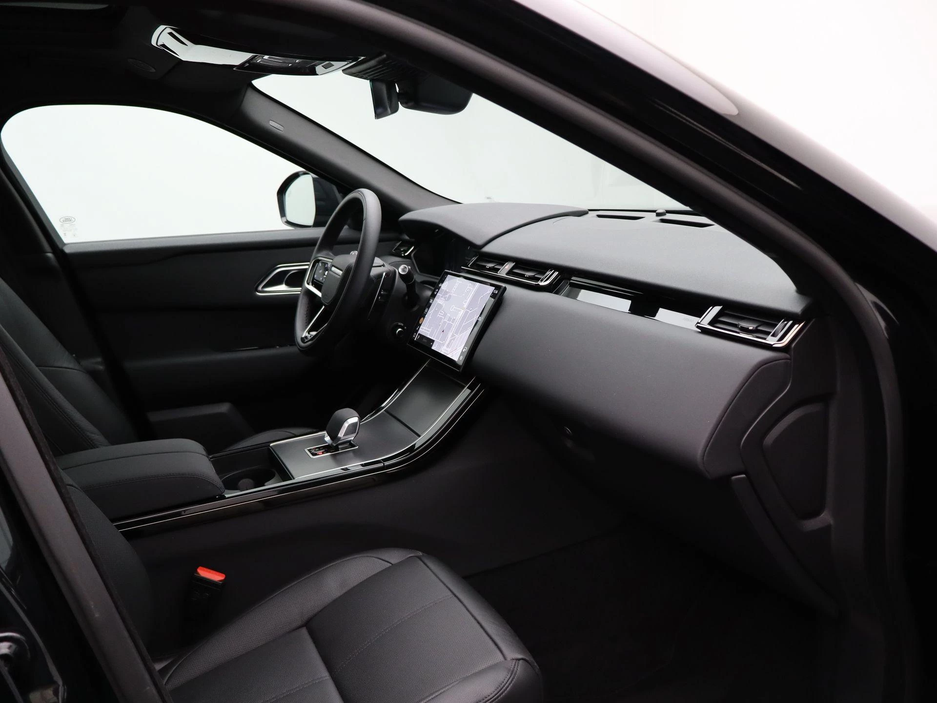 Land Rover Range Rover Velar 2.0 P400e AWD Dynamic SE PHEV