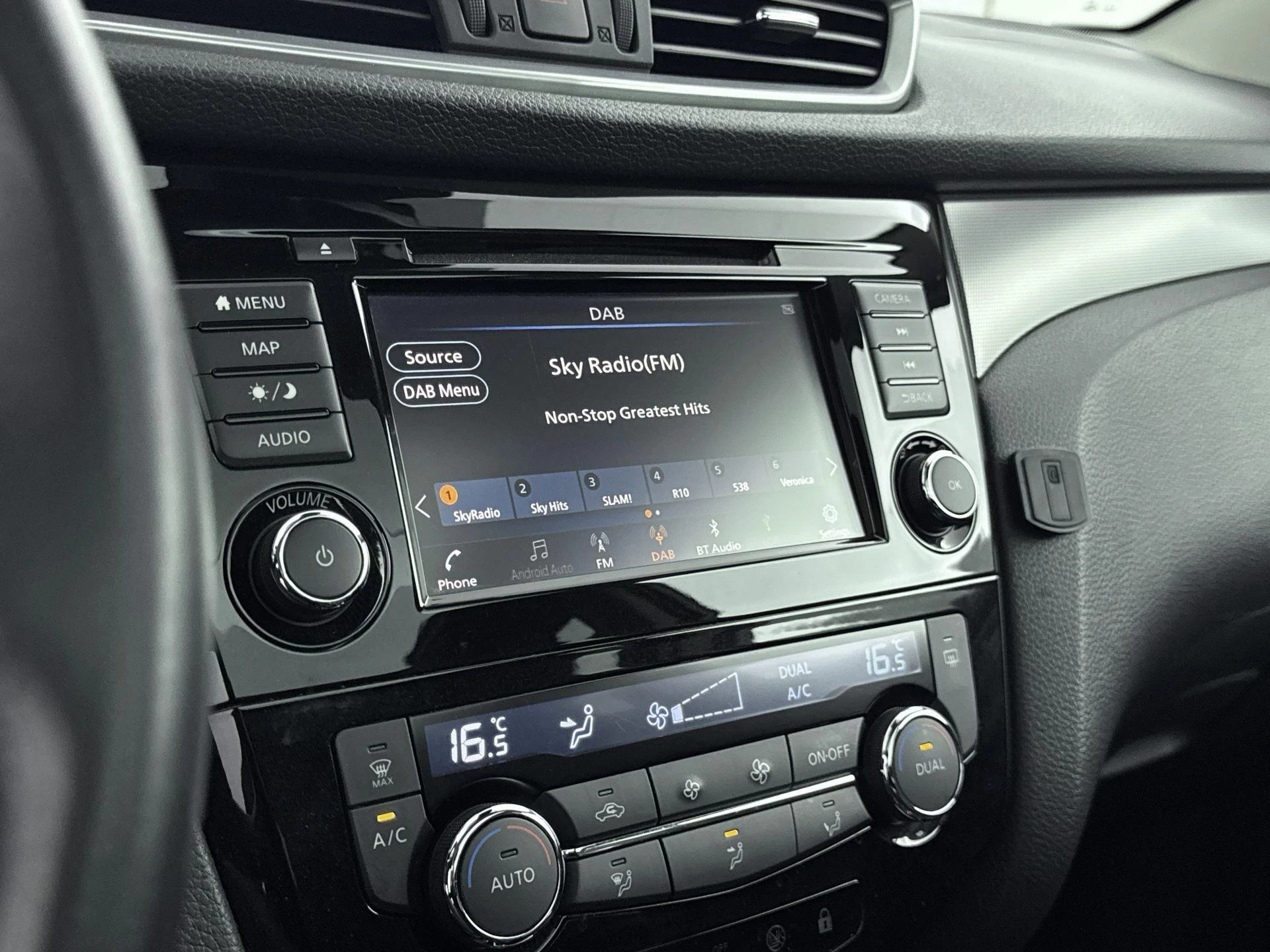 Nissan-QASHQAI-image-41