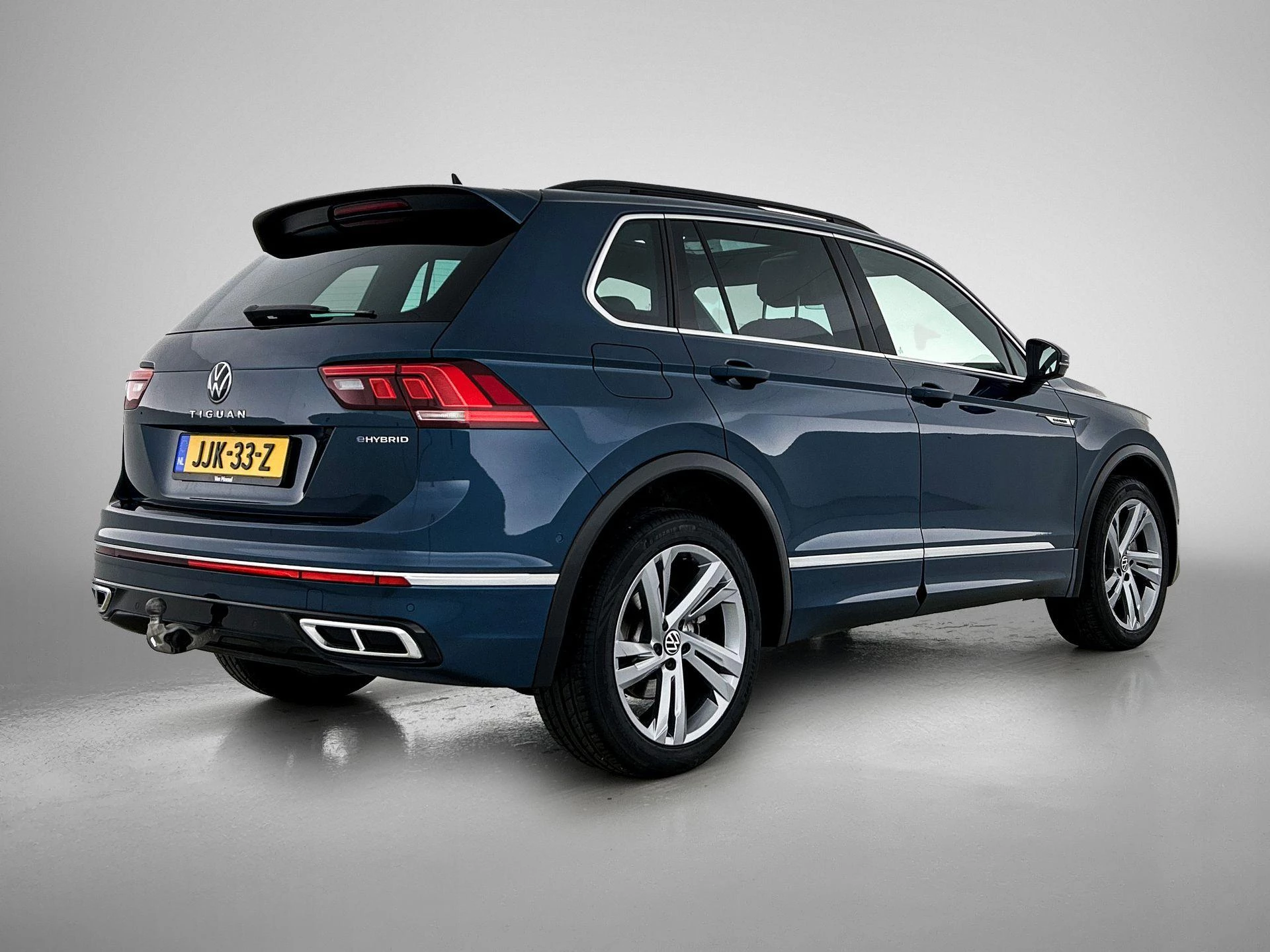 Volkswagen-Tiguan-image-3