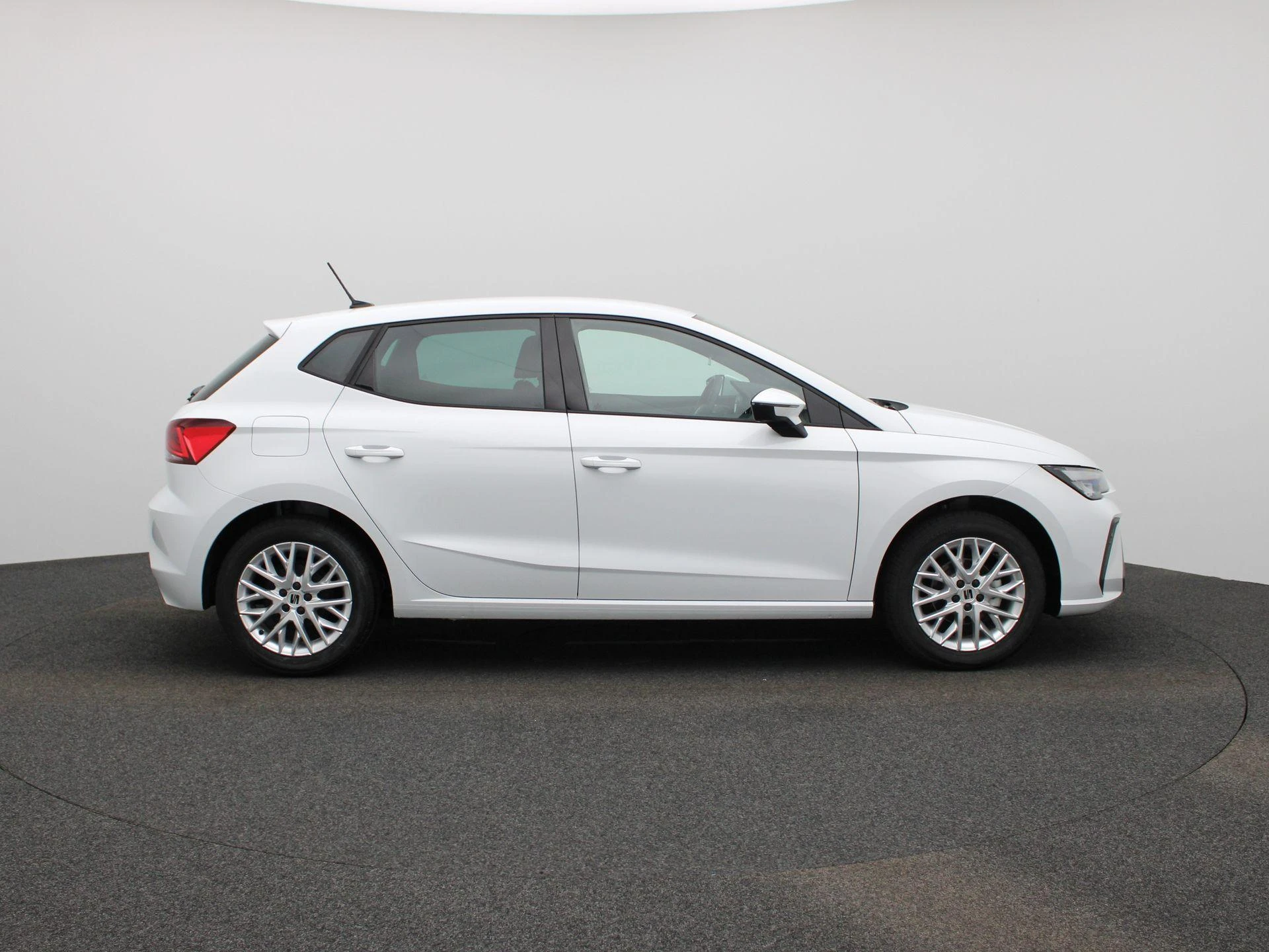 SEAT-Ibiza-image-5