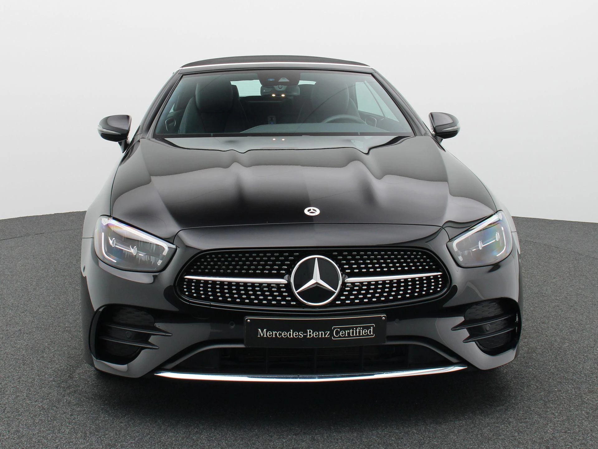 Mercedes-Benz E-Klasse 300 AMG Line Cabrio + AIR BODY CONTROL + LED + CAMERA +