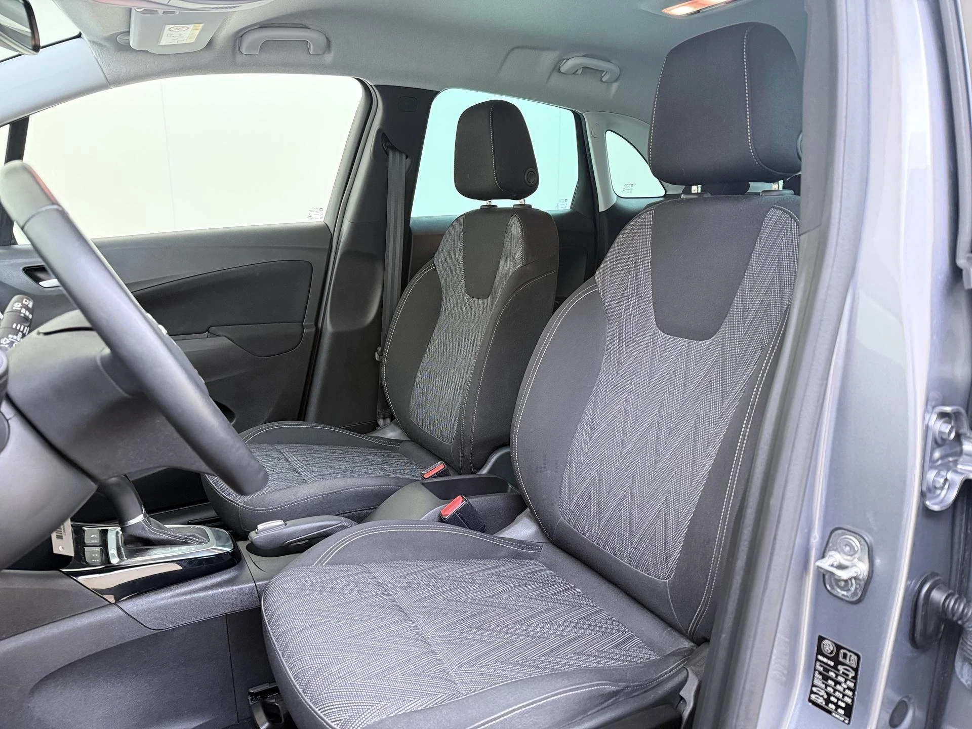 Opel-Crossland X-image-14