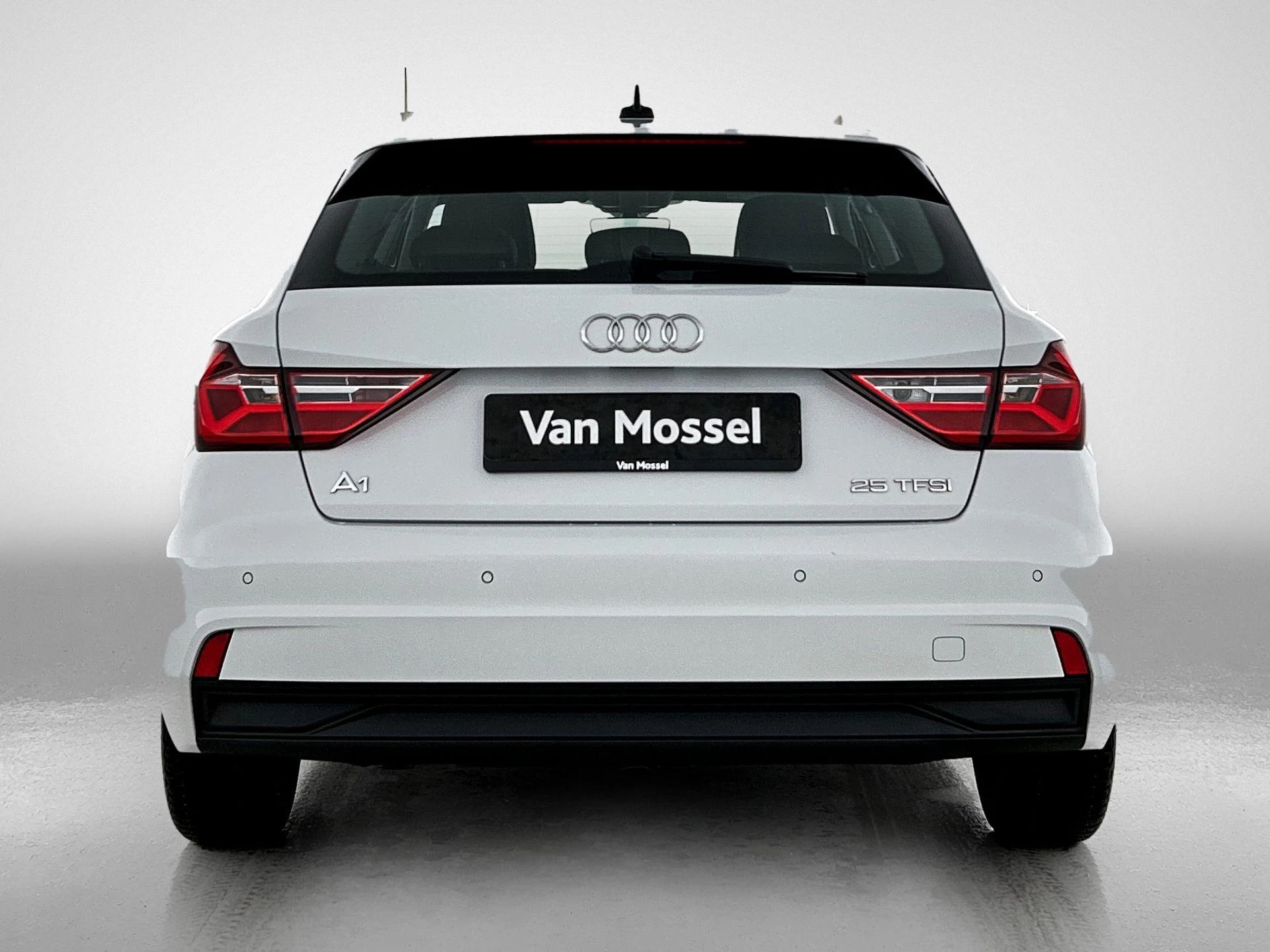 Audi-A1 Sportback-image-3