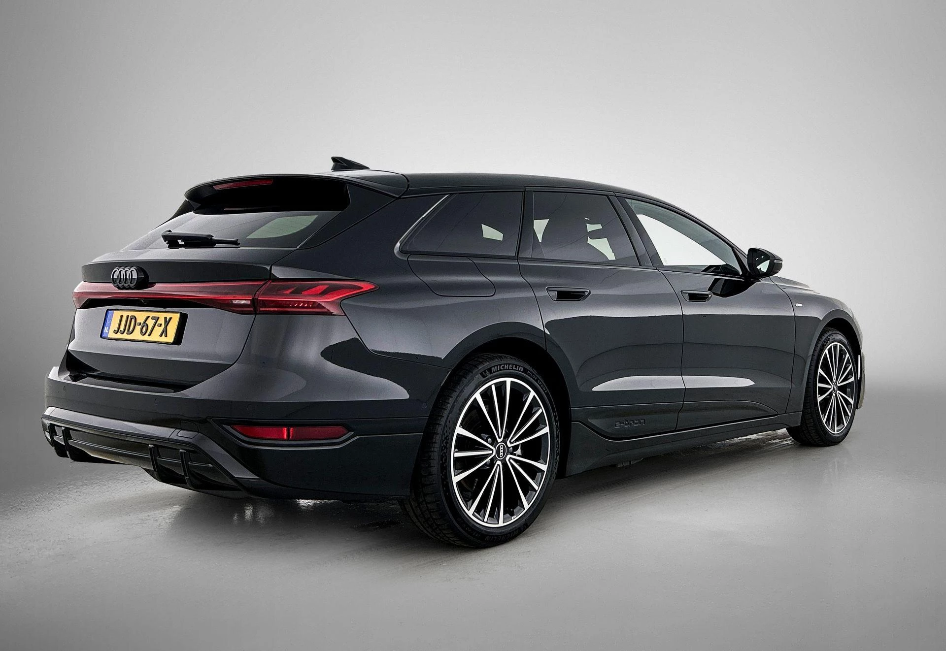 Audi A6 Avant e-tron
