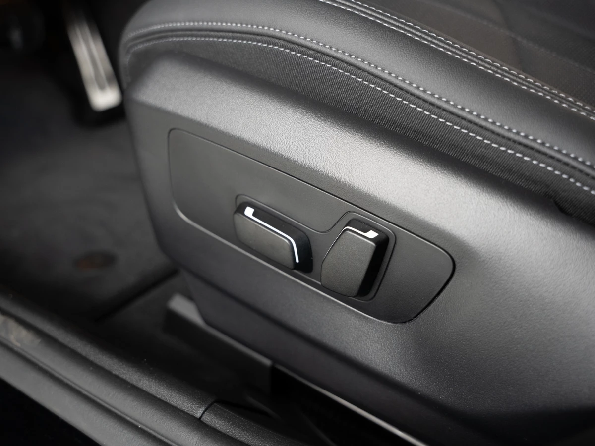 BMW-5er Reihe-image-17