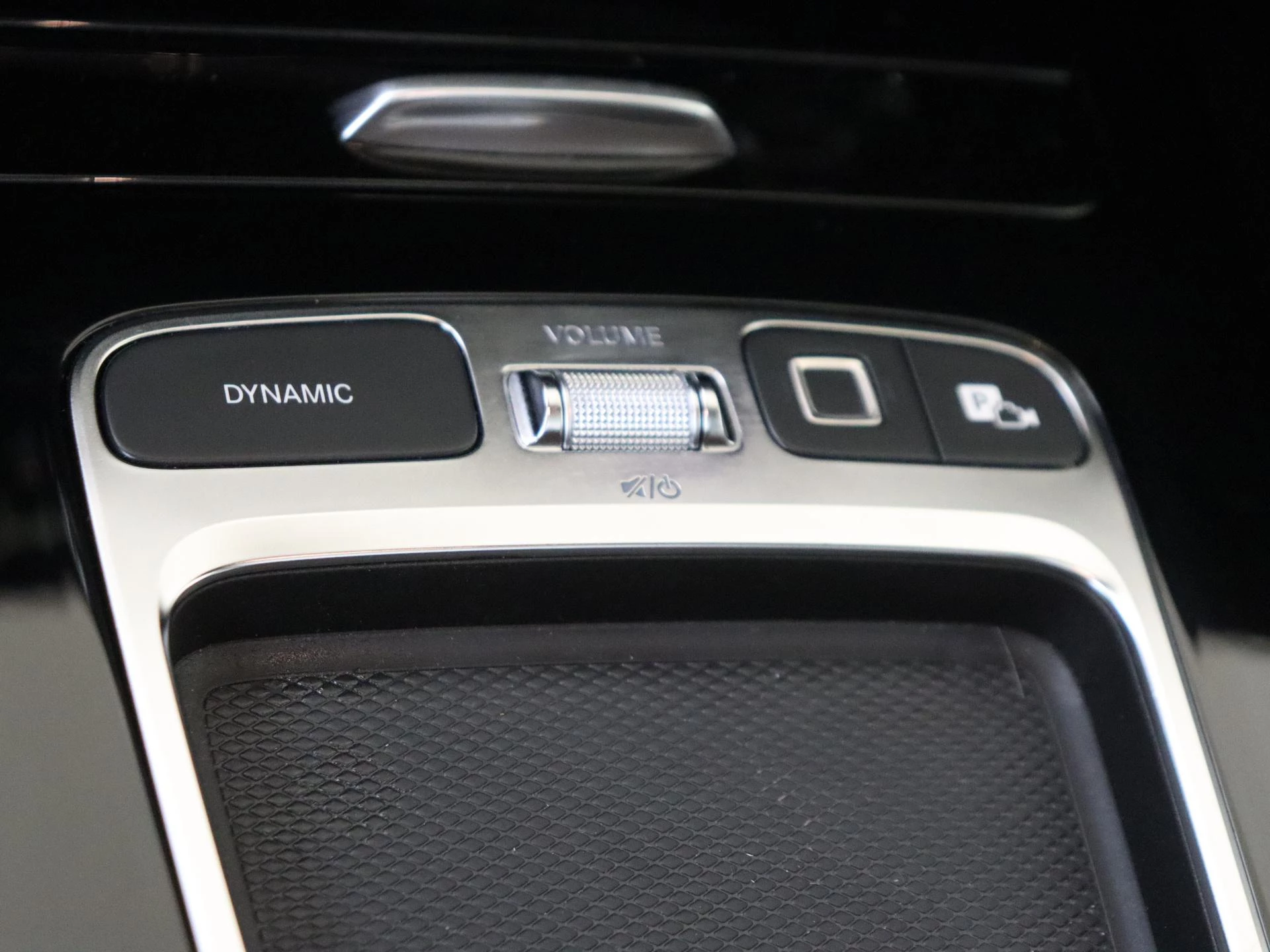 Mercedes-Benz A-Klasse 250 e Star Edition AMG Line