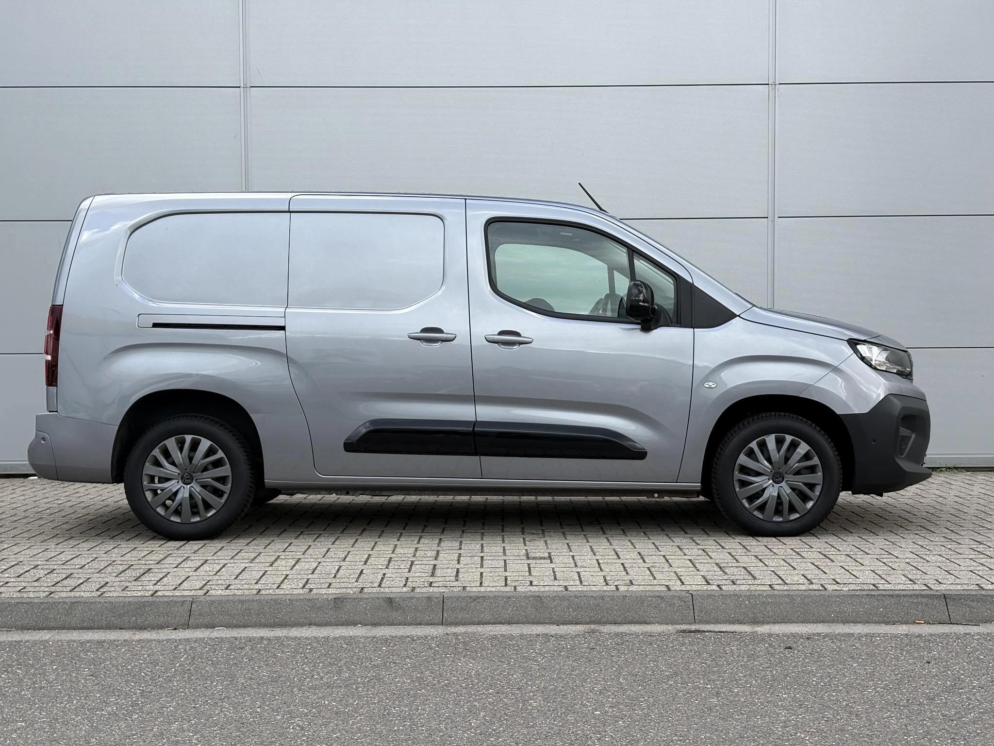 Peugeot-Partner-image-6