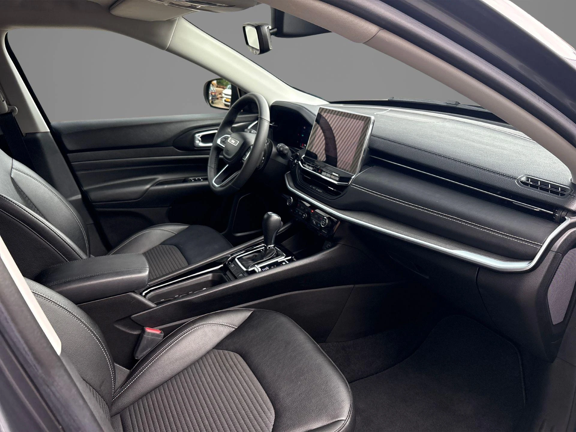Jeep-Compass-image-4