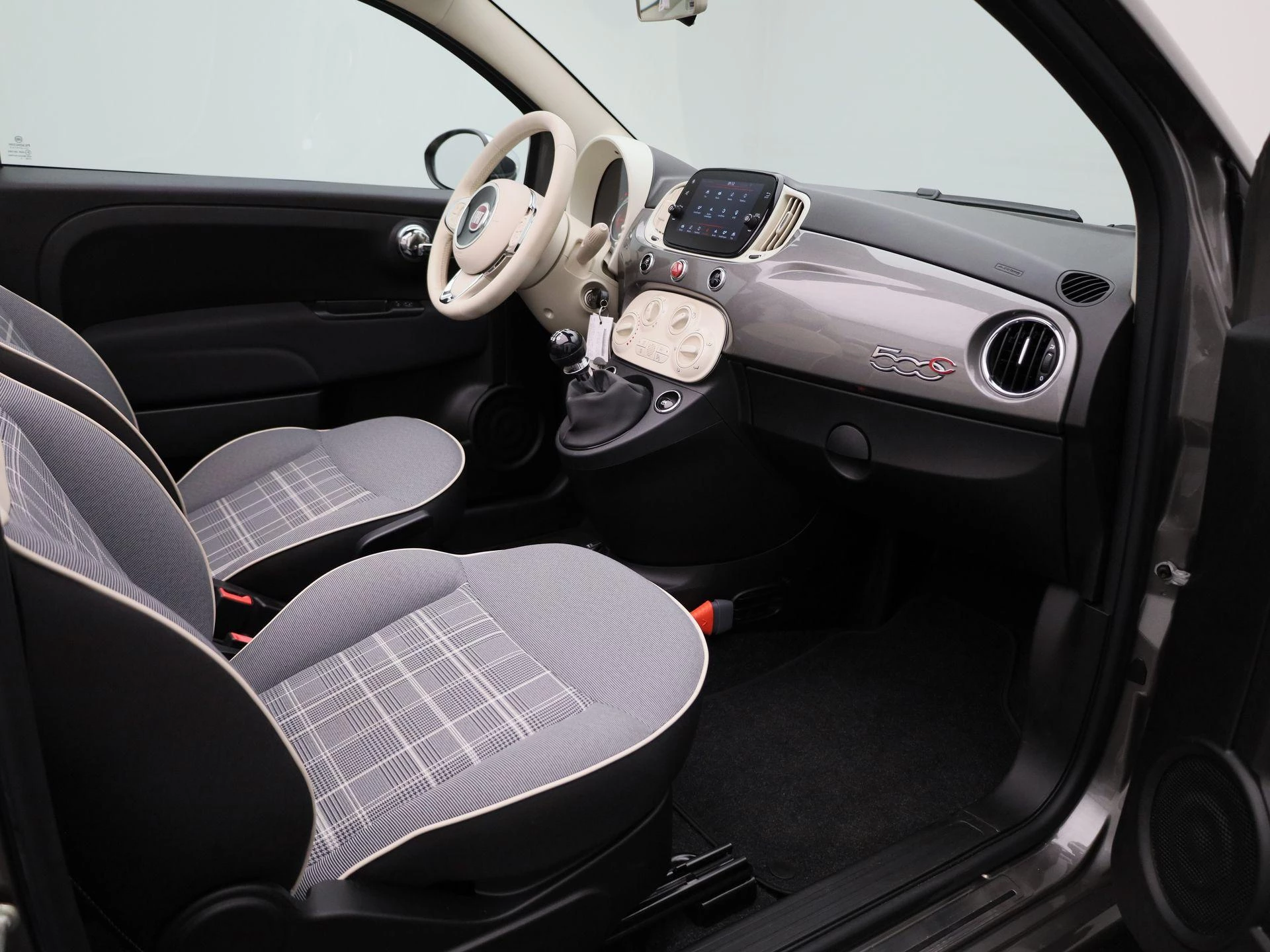 Fiat 500C 1.0 Hybrid Lounge