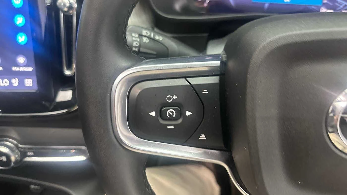 Volvo-XC40-image-39