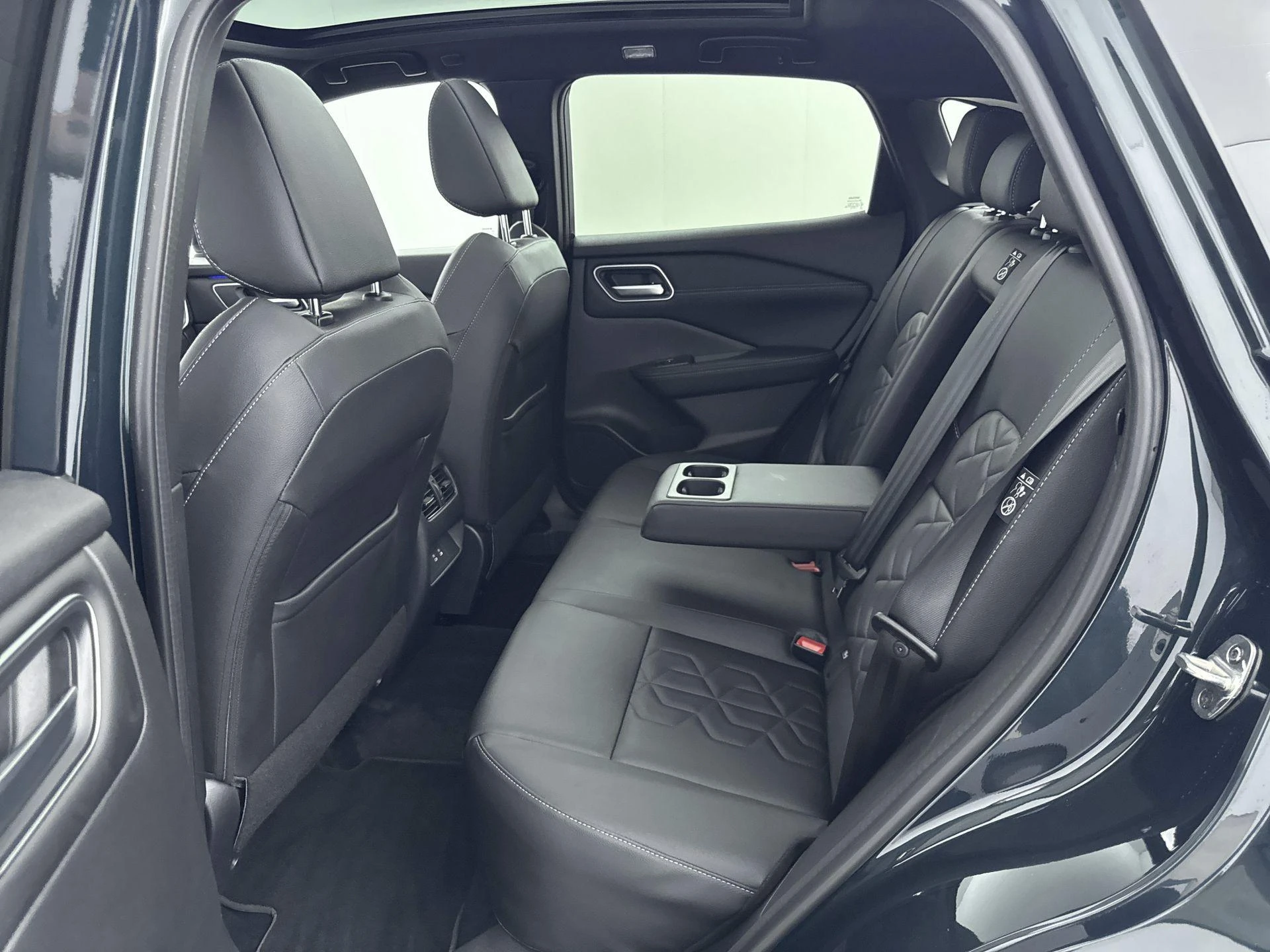 Nissan-QASHQAI-image-25