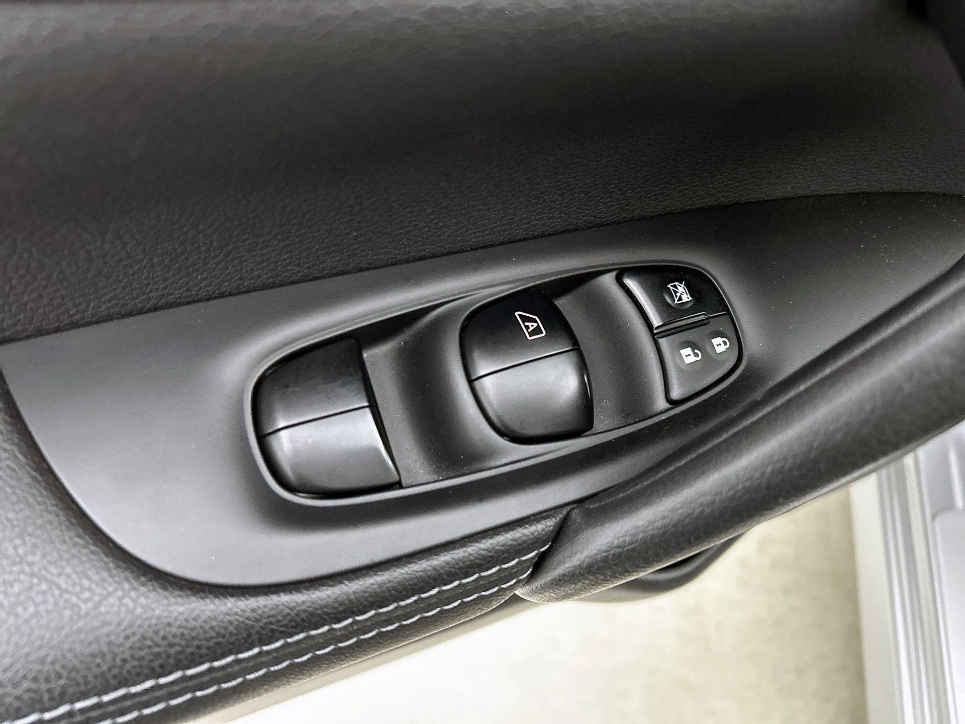 Nissan-QASHQAI-image-36