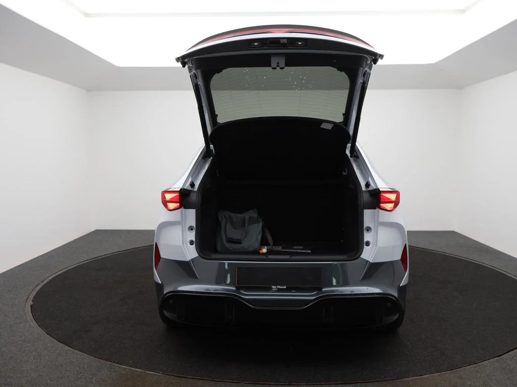 CUPRA-Tavascan-image-14