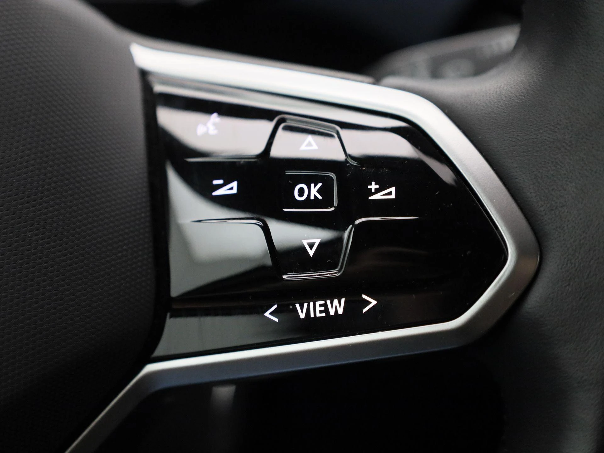 Volkswagen-ID.4-image-22