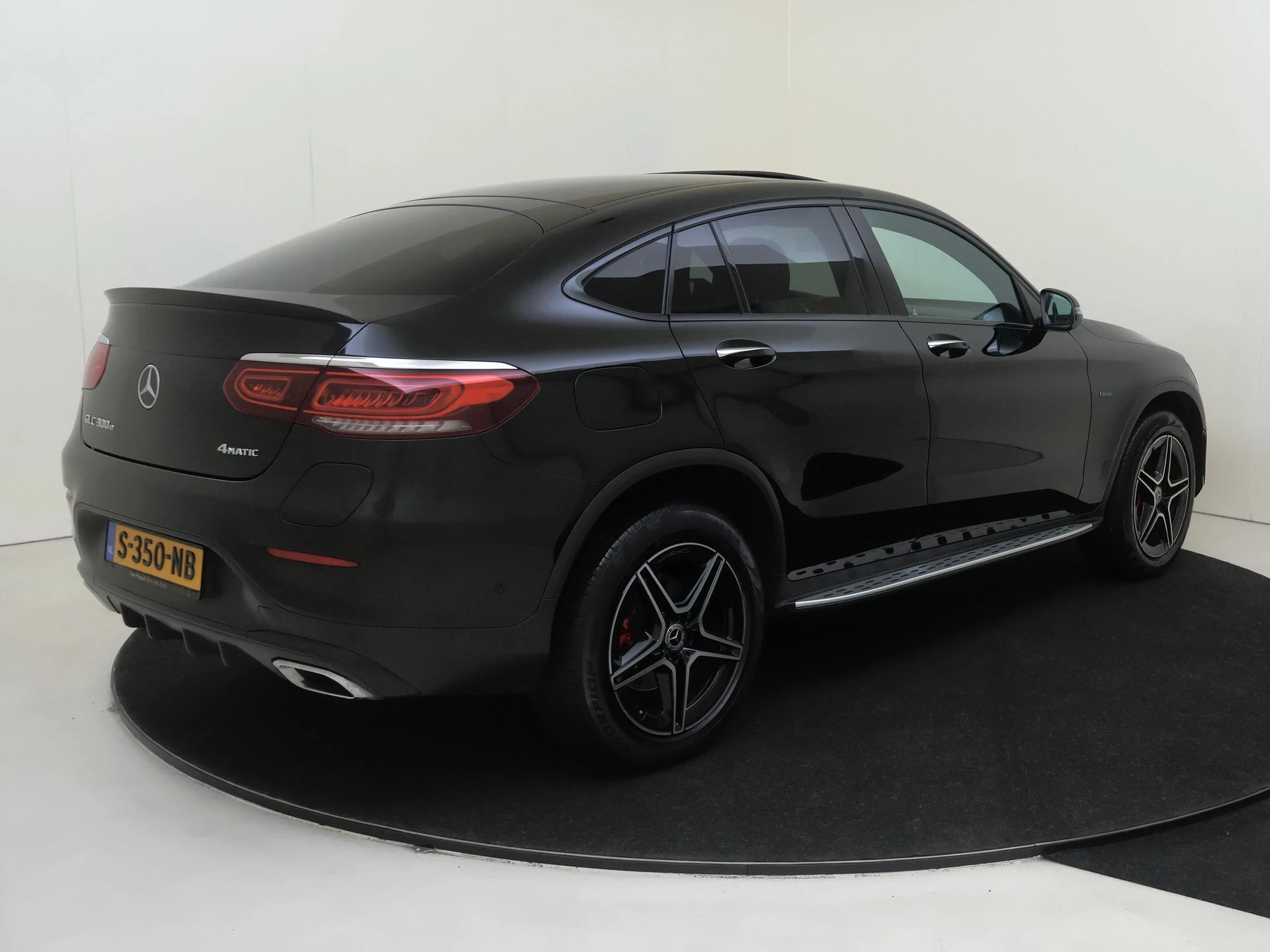 Mercedes-Benz-GLC-image-3