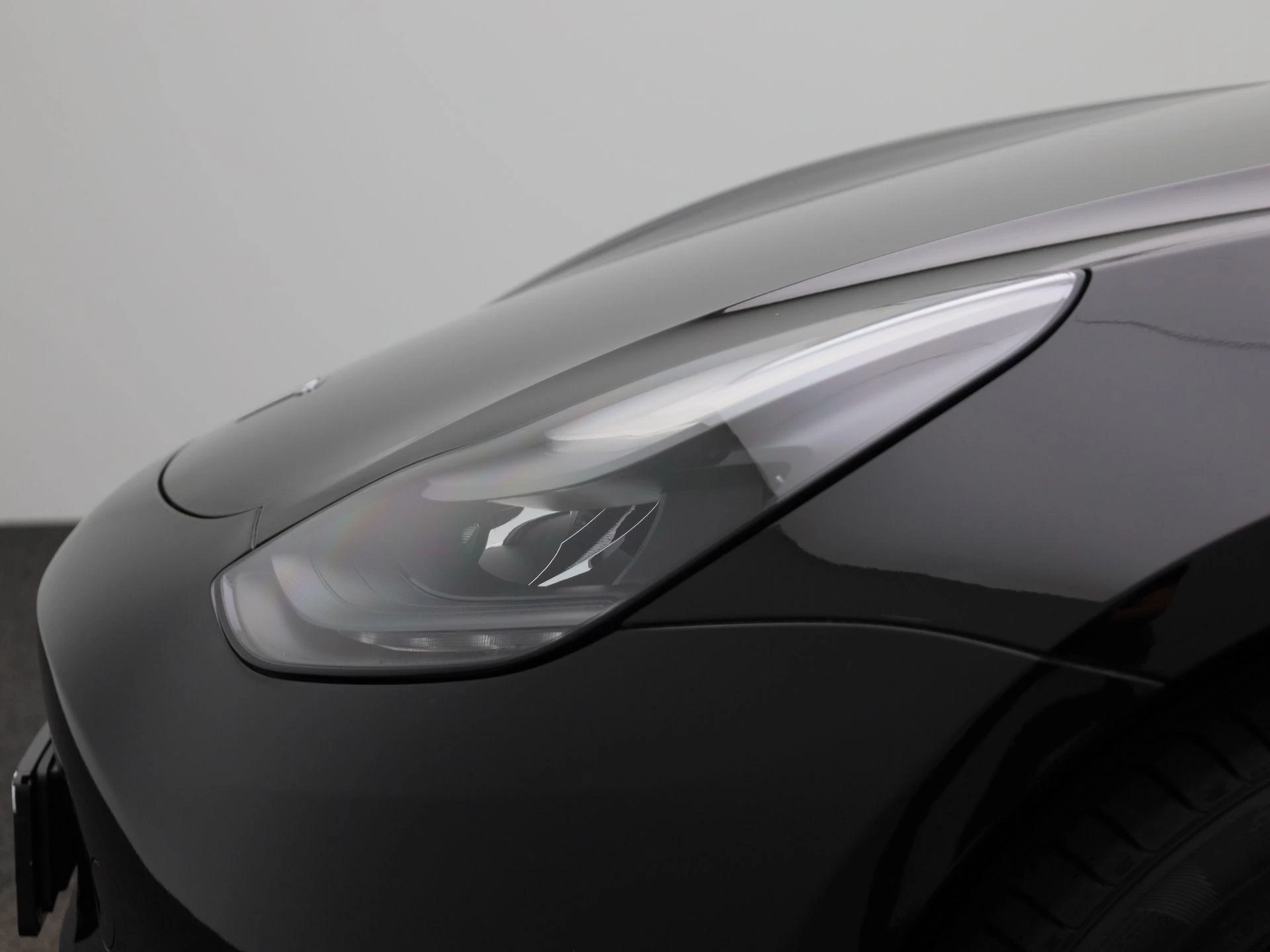 Tesla Model 3 Standard RWD Plus 60 kWh