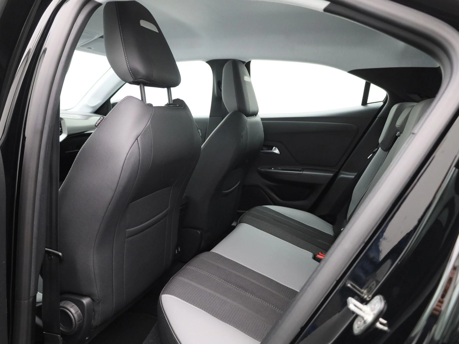 Opel-Mokka-e-image-9