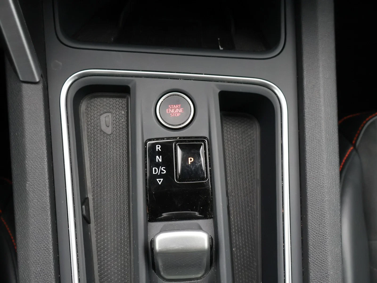 SEAT Leon e-Hybrid (PHEV) 1.4 e-Hybrid PHEV 204PK *AUTOMAAT*LEDER*ALCANTARA*ACC*PDC*VIRTUAL COCKPIT*APP-CONNECT*...*