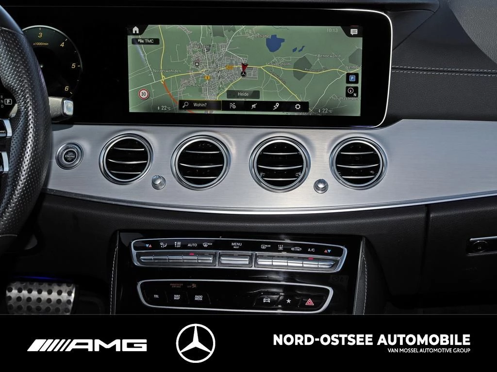 Mercedes-Benz E-Klasse 400 T d 4M AMG DISTRO HUD 360 AHK NIGHT STANDH AMG Line