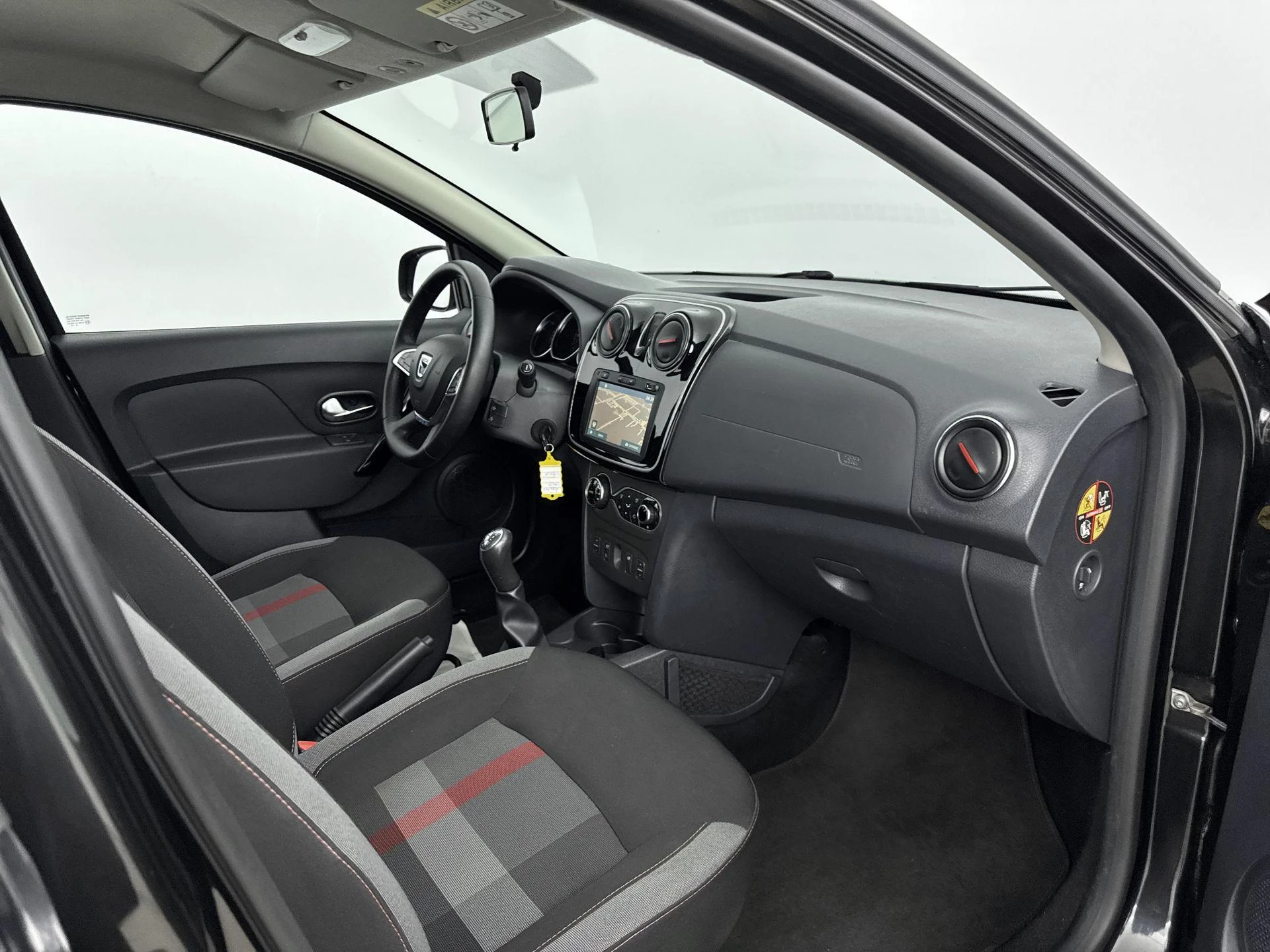 Dacia-Logan-image-16