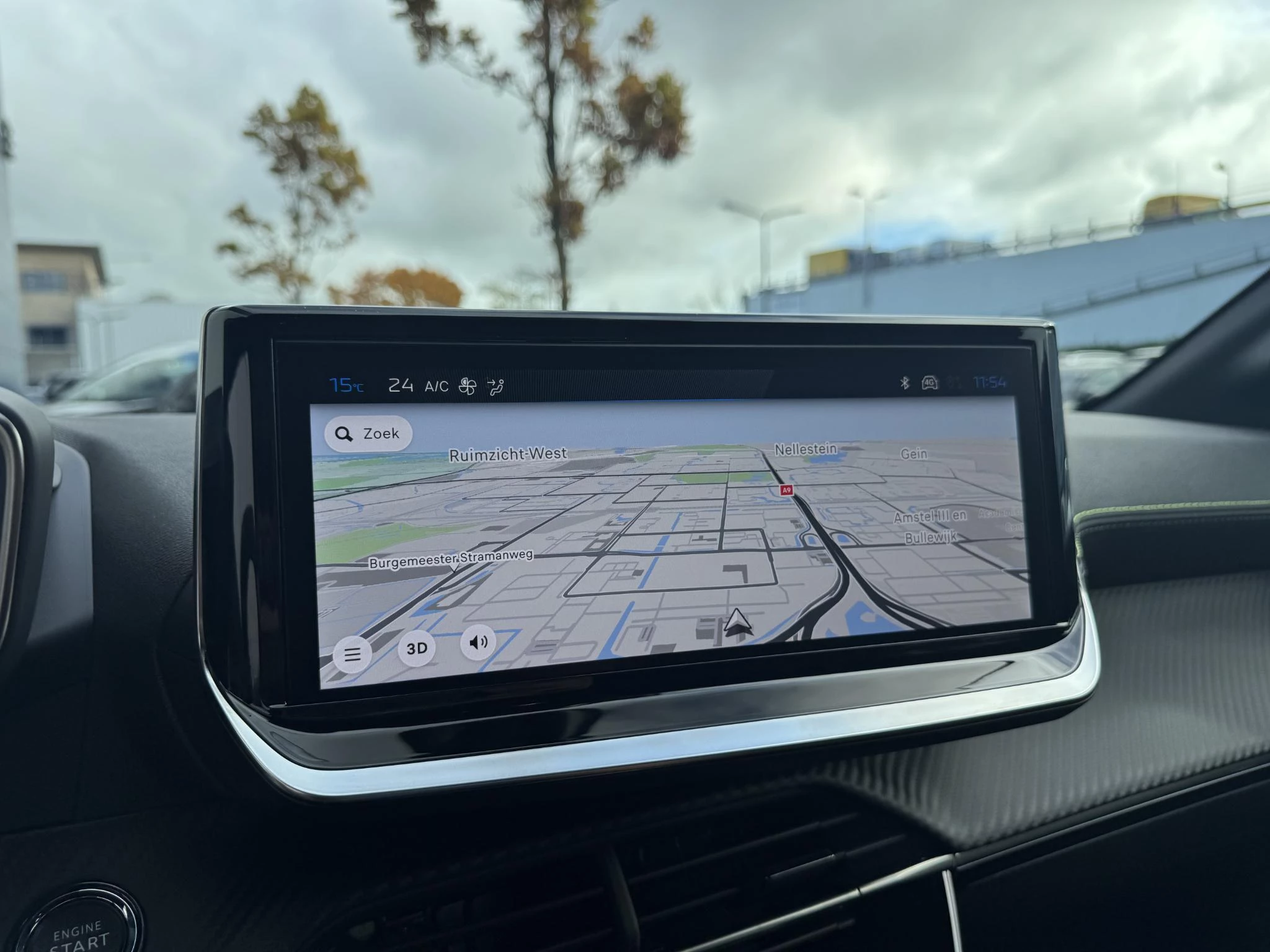 Peugeot-208-image-22